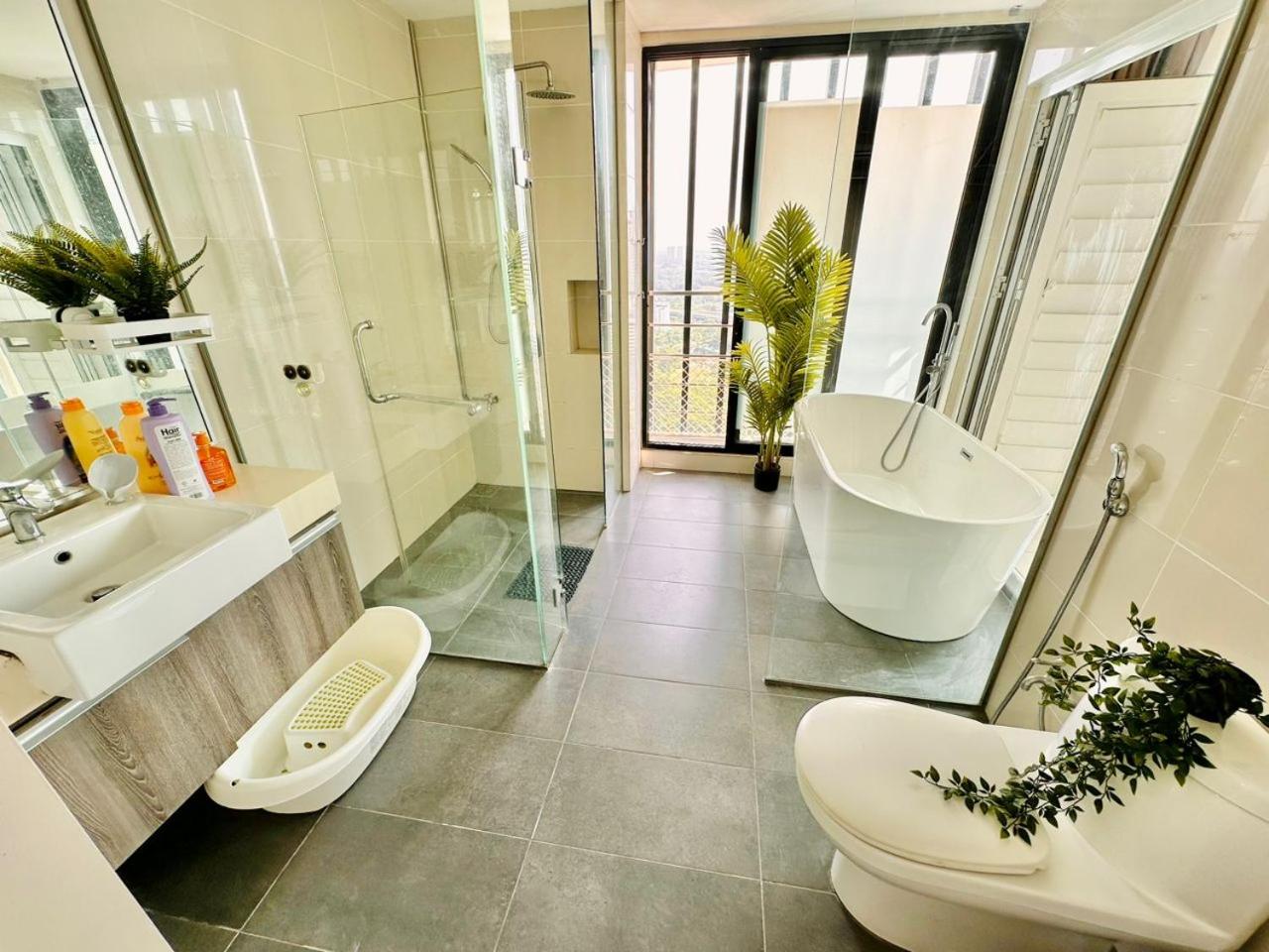 Mosaic Residence Mid Valley South Key BY R9 Homestay