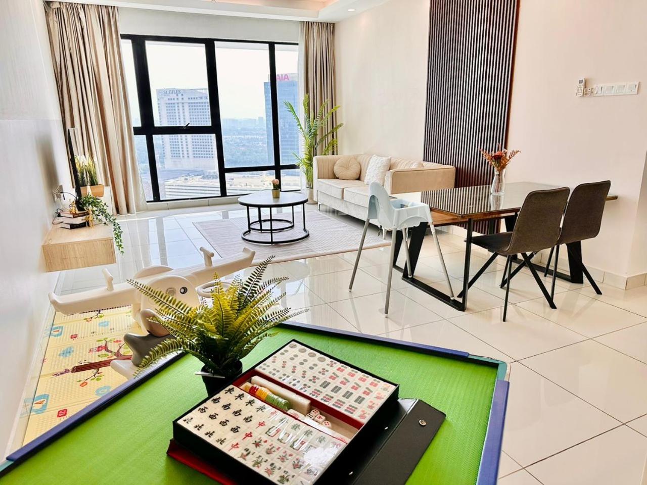 Mosaic Residence Mid Valley South Key BY R9 Homestay