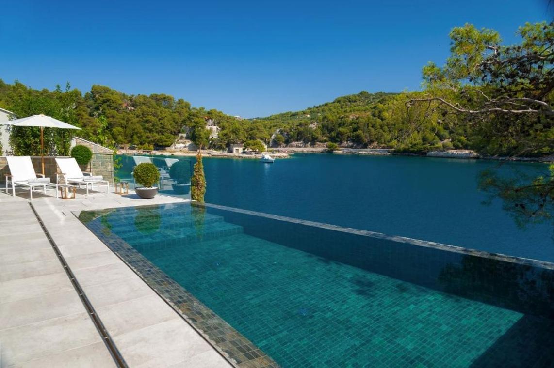 Luxury seafront villa Prestige Brač with pool & private sea deck view 5