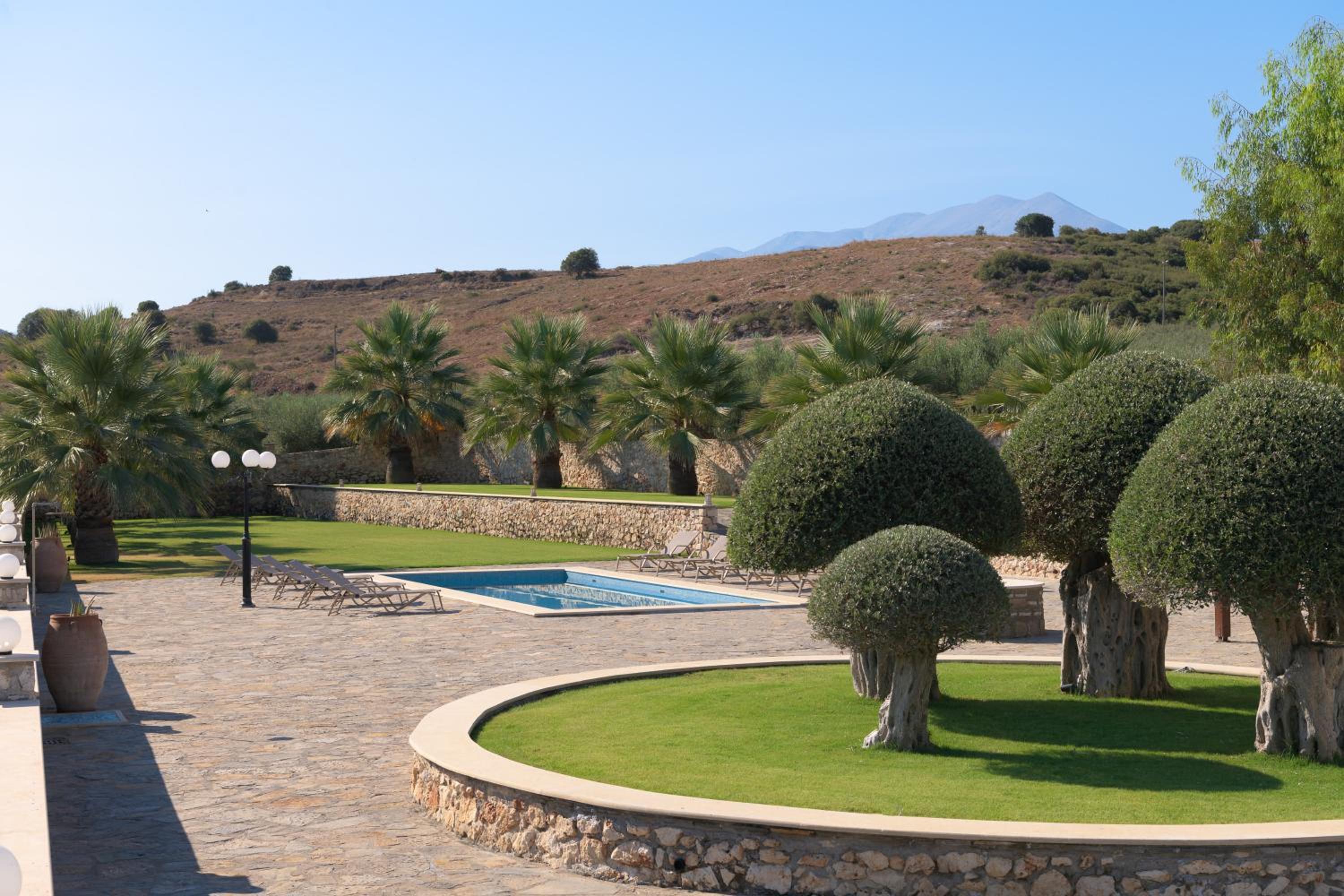 Nestor Villa, with Heated Pool & Absolute Privacy view 4