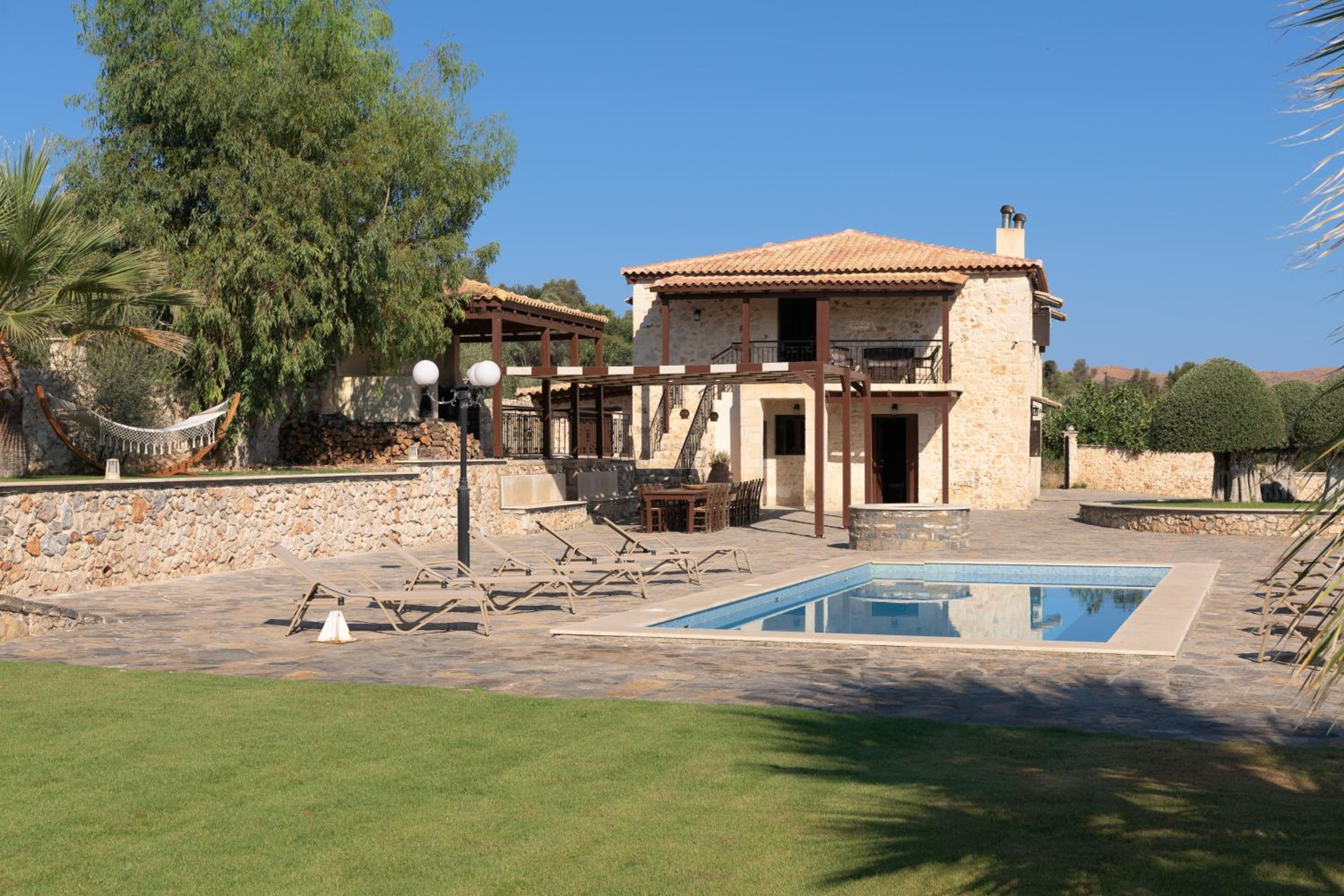 Nestor Villa, with Heated Pool & Absolute Privacy view 2
