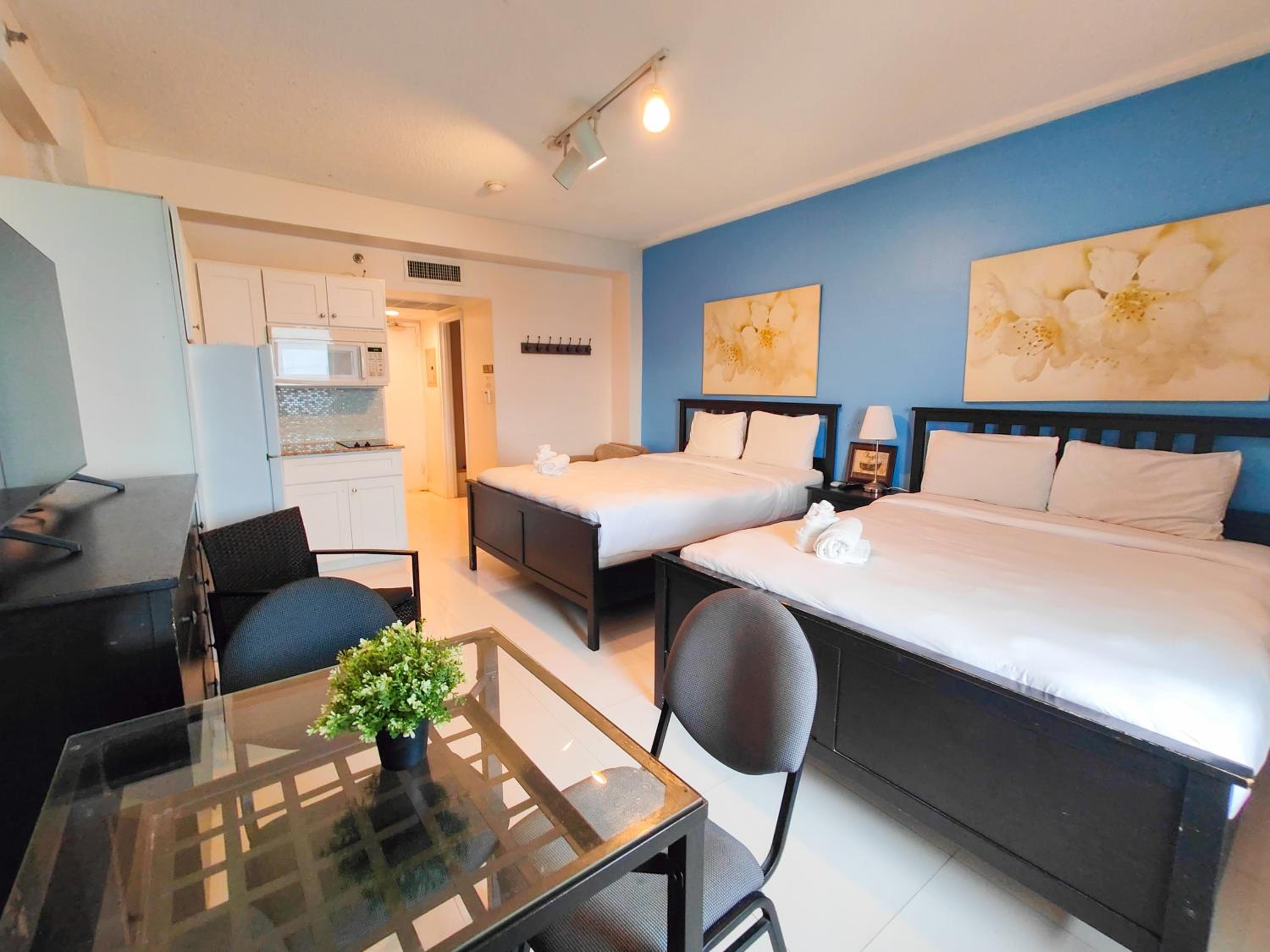 Oceanfront Studio Miami Beach