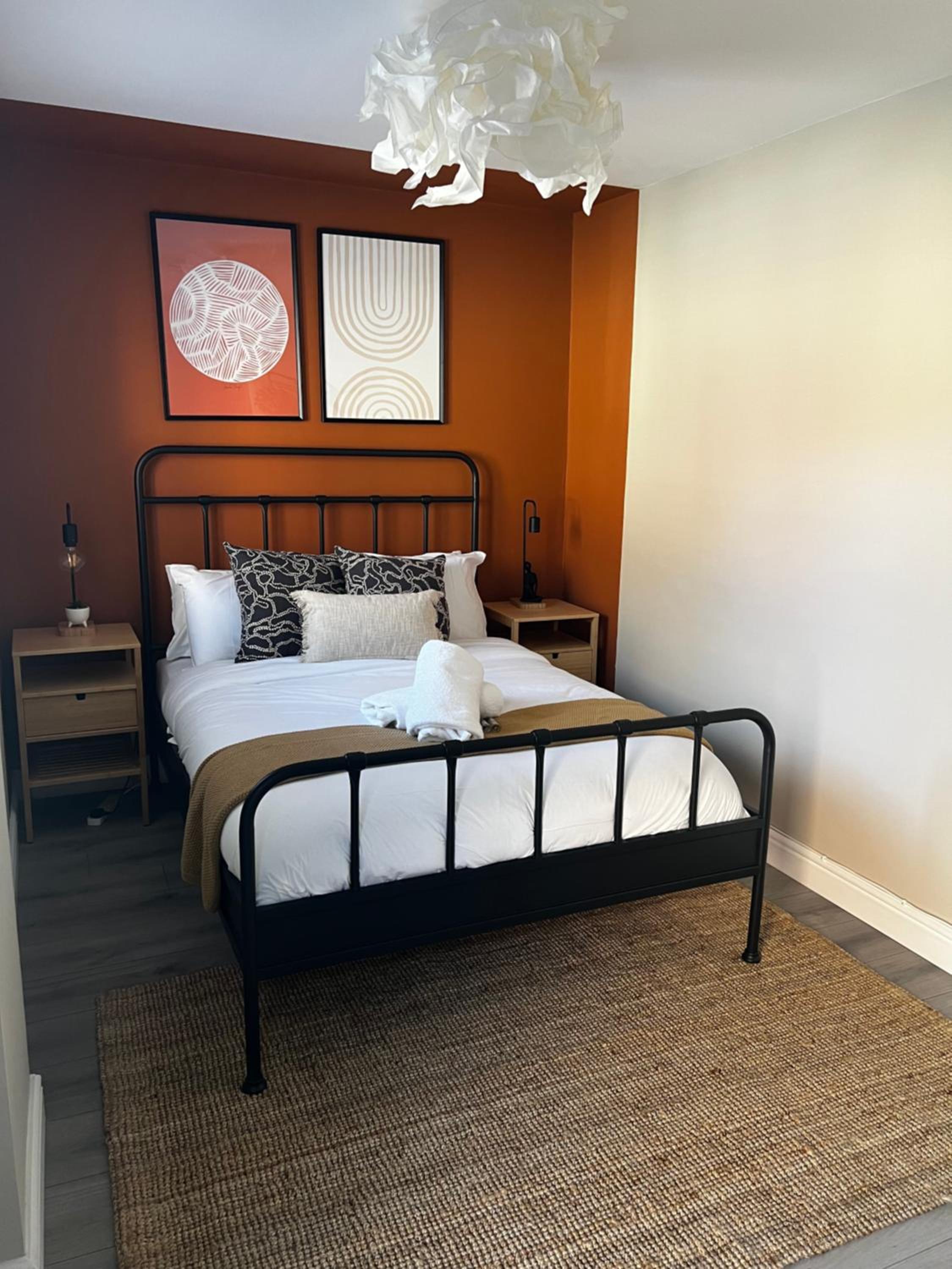 Irene Suite I Cozy 2BRM Bungalow I Sleeps 6 I Close to Principality Stadium I Cardiff Castle I Wales Millennium Centre I WiFi I Parking and Easy Access to  view 5