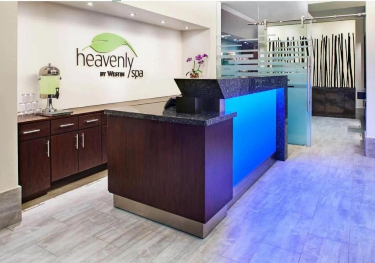 Enjoy the Cancun area with the family in this family friend 2BD resort condo with amenities