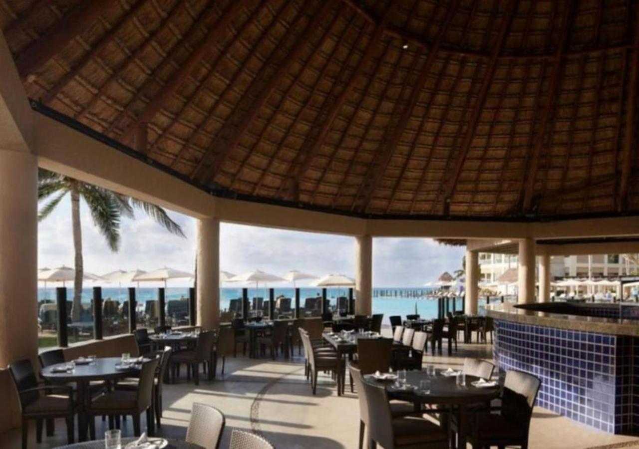 Enjoy the Cancun area with the family in this family friend 2BD resort condo with amenities