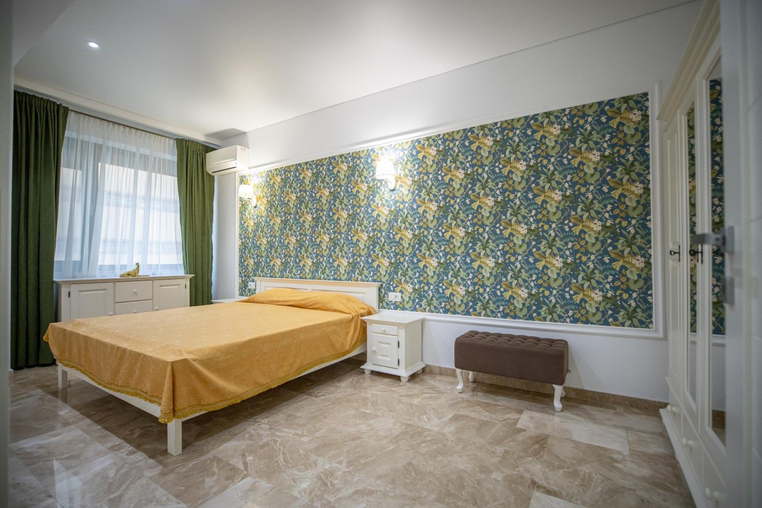 MELIA 5, elegant seaside apartment