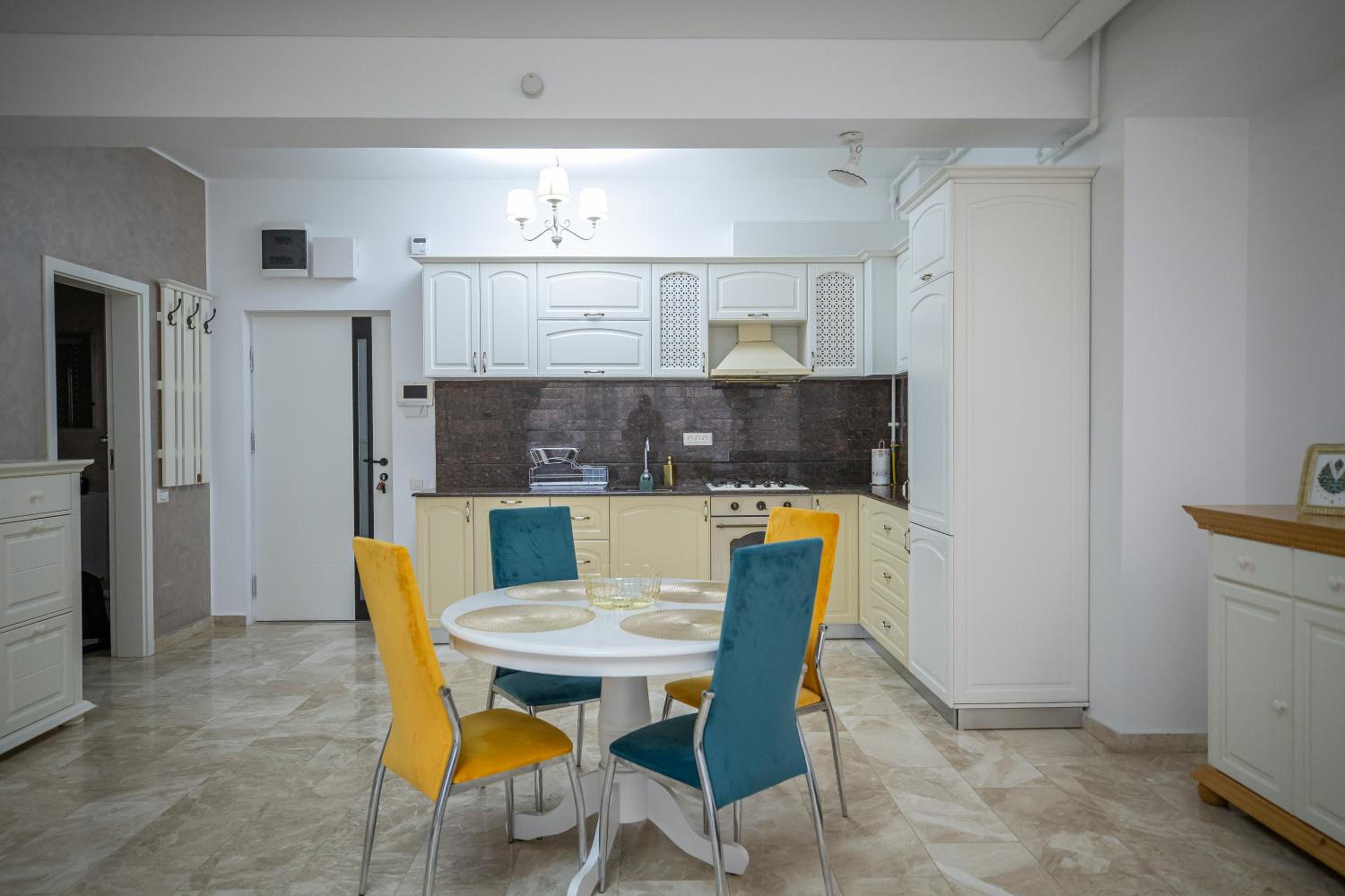 MELIA 5, elegant seaside apartment