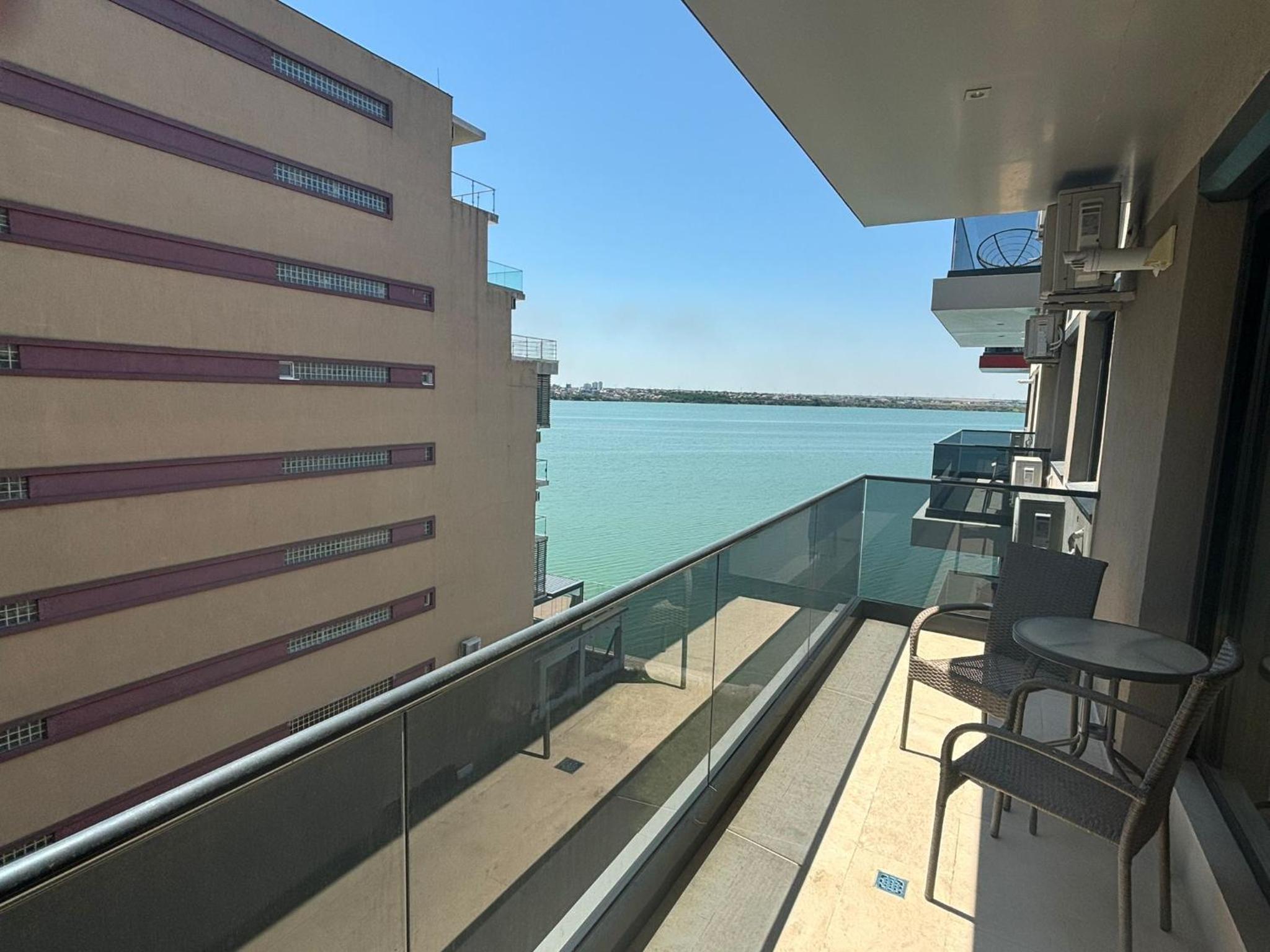 MELIA 5, elegant seaside apartment