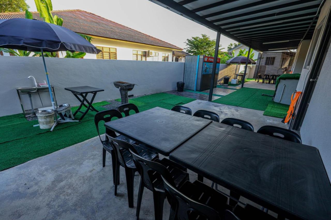 AL HAA SYA Homestay With Pool photo 3