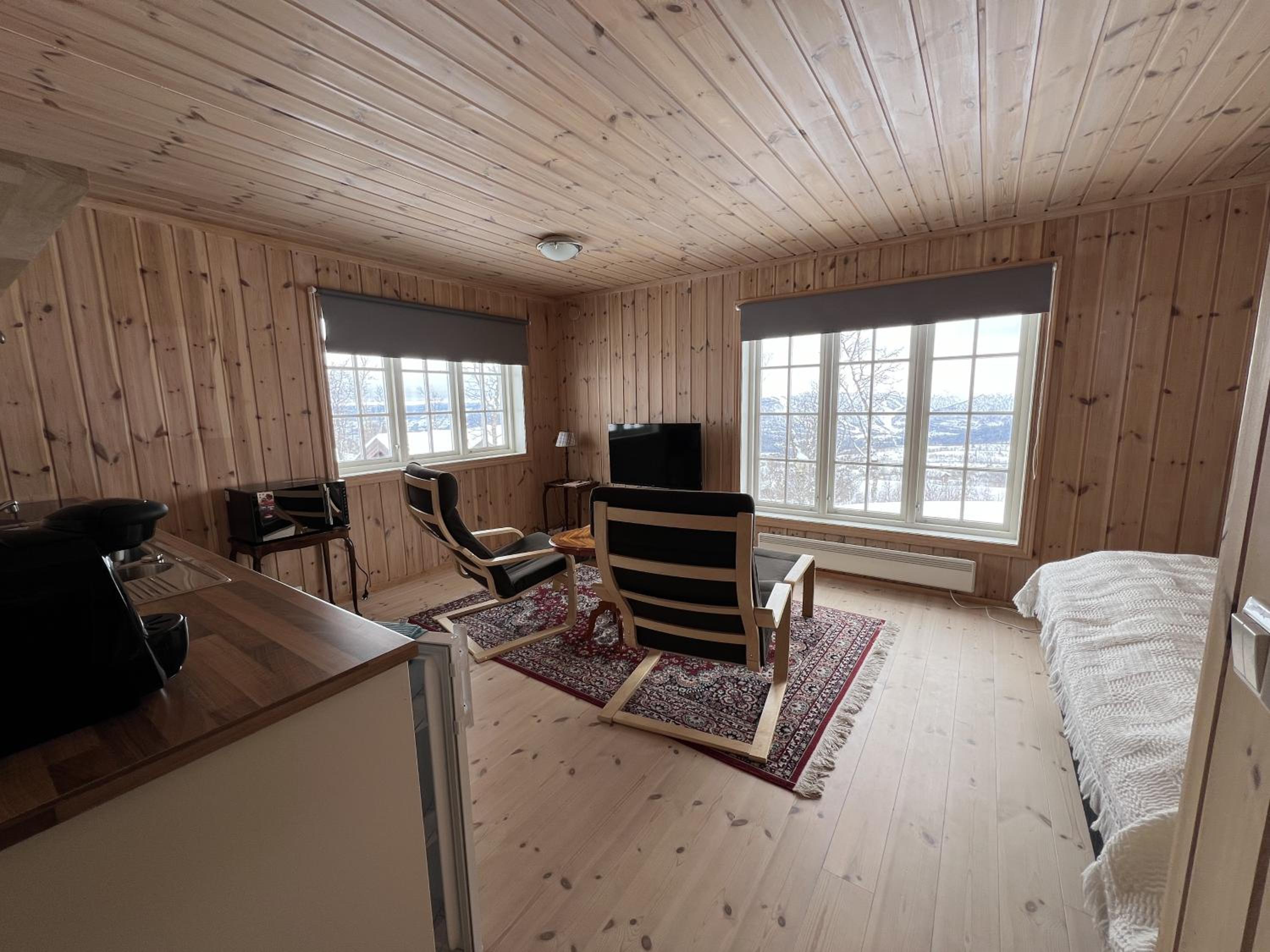 Perfect Couple's Hideaway In Nature! view 4