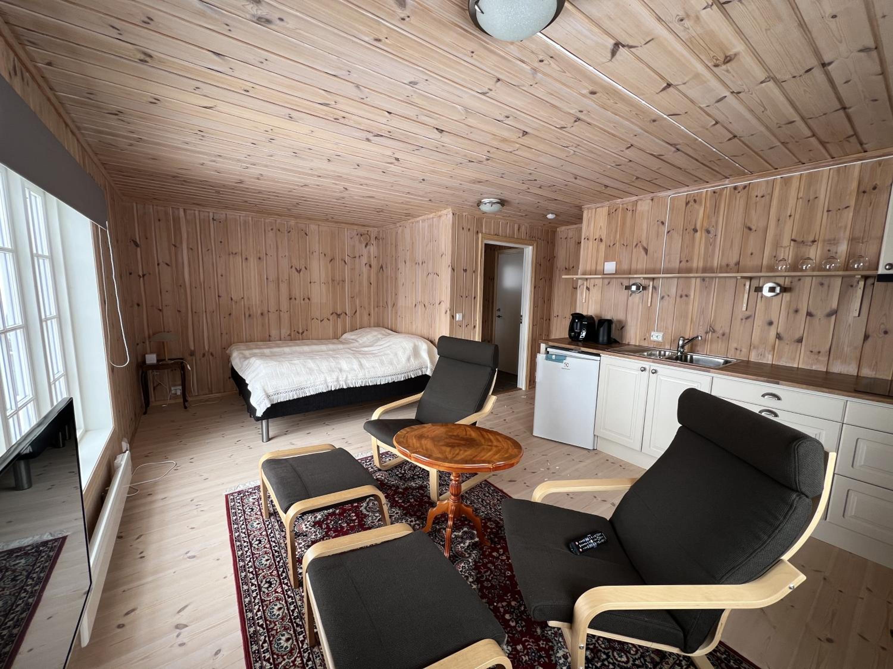 Perfect Couple's Hideaway In Nature! view 2