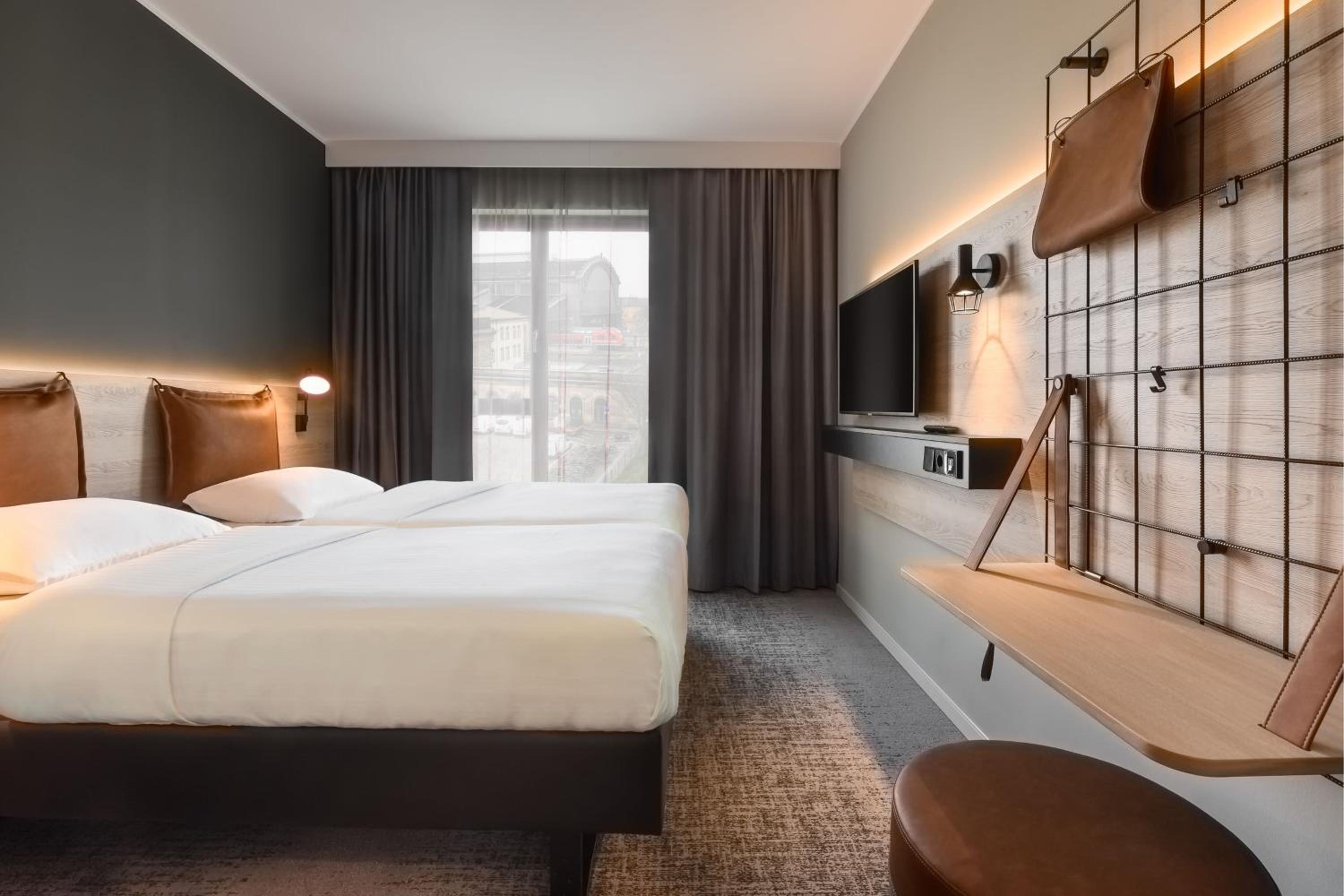 Dresden Vacations - Moxy Dresden Neustadt - Property Image 40