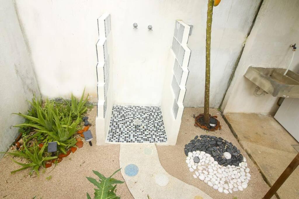 Casa-piscina-3Hab-Baño Privado-Wifi 50 Mbps-Tina