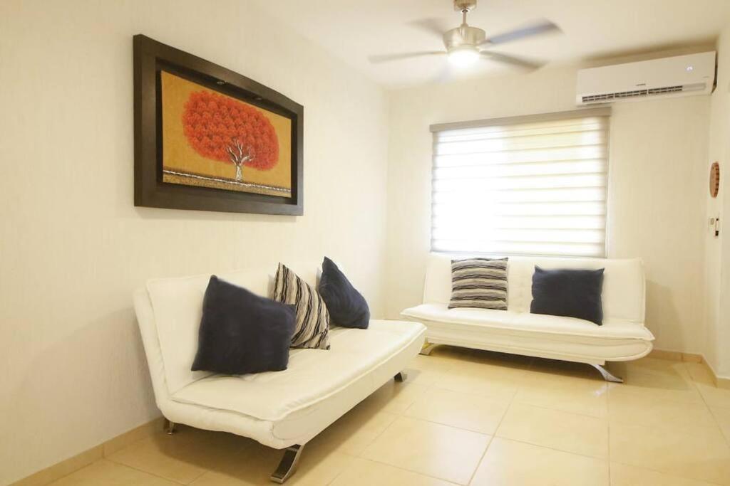Casa-piscina-3Hab-Baño Privado-Wifi 50 Mbps-Tina