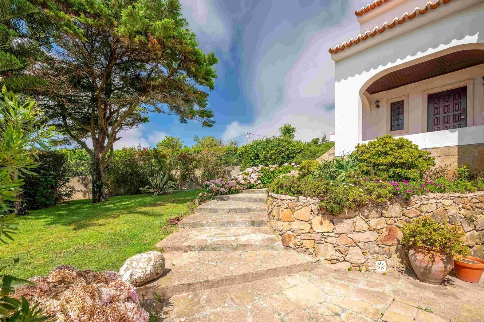 GuestReady - Scenic Getaway in Colares