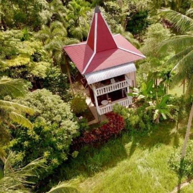 Lake View Bungalows