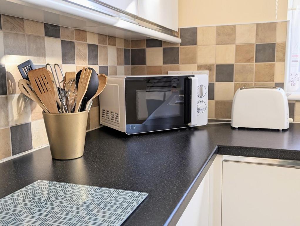 Newholme Cottage - Bird Watchers Paradise - Crabpot Cottages Hunstanton