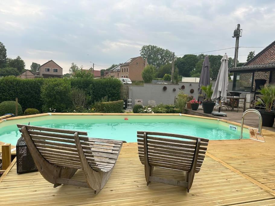 Appartement lumineux et chaleureux avec piscine estivale