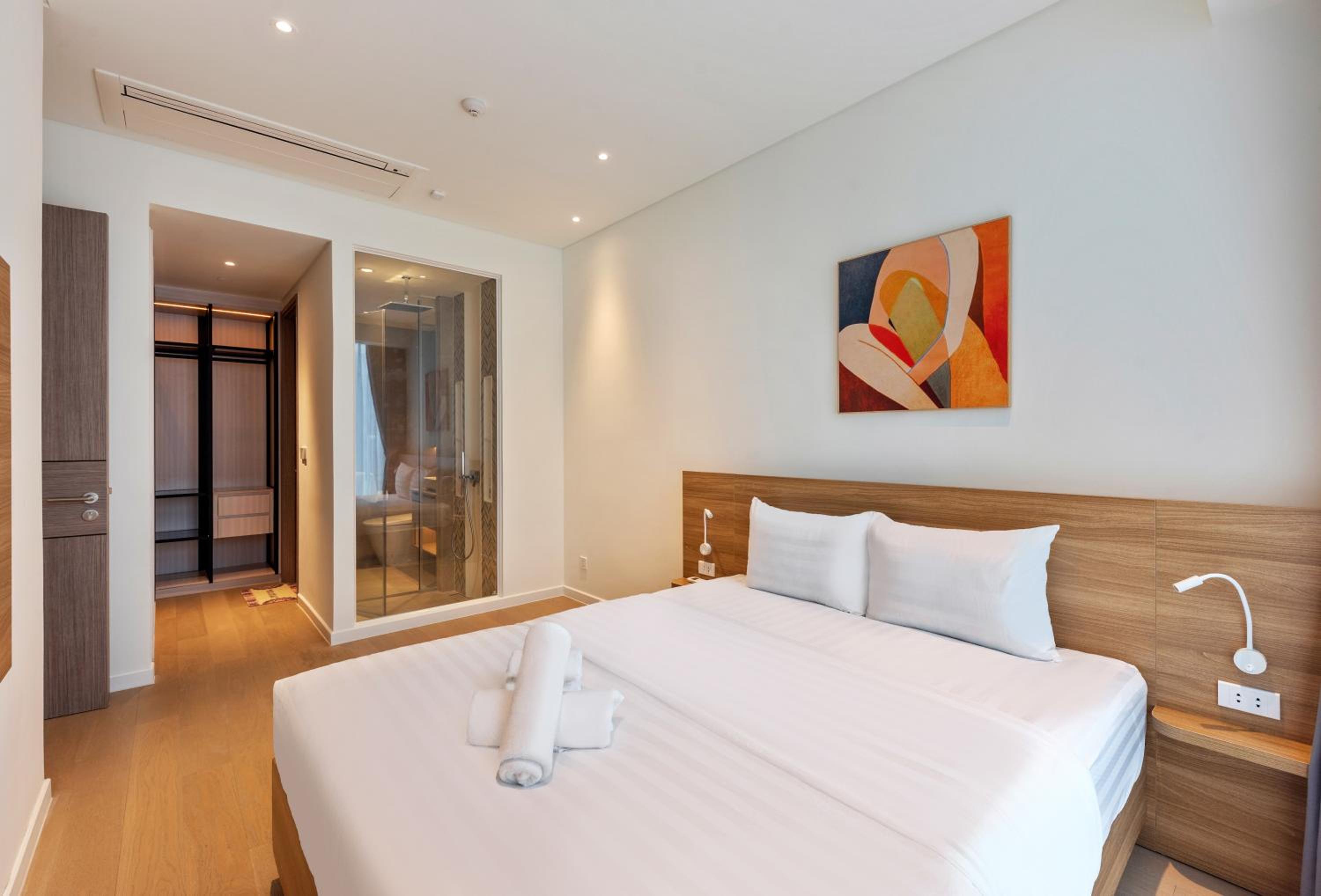 Smile Home - The Opera luxury - infinity pool