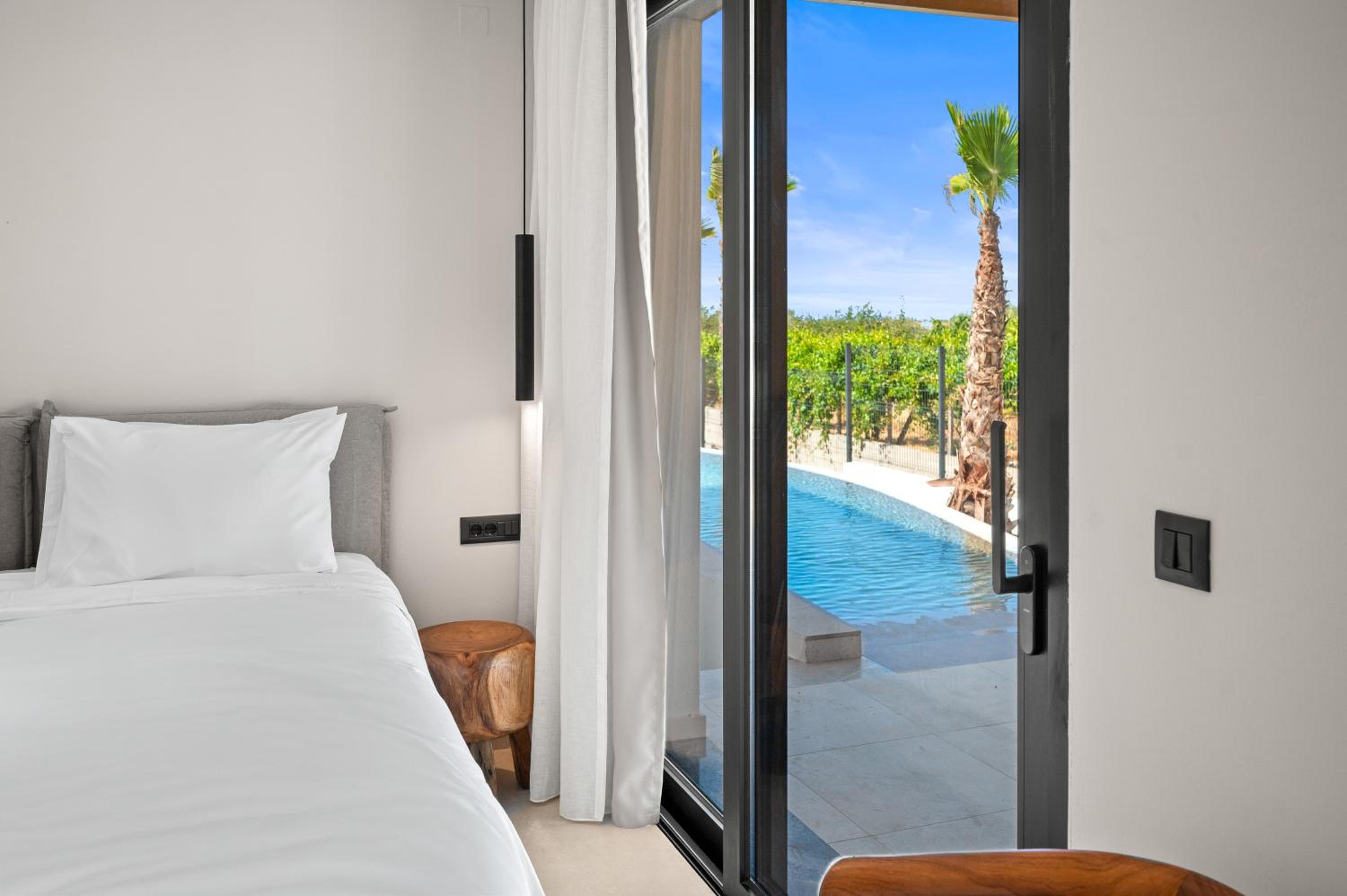 Aetheria & Aura Suites by Temma Villas