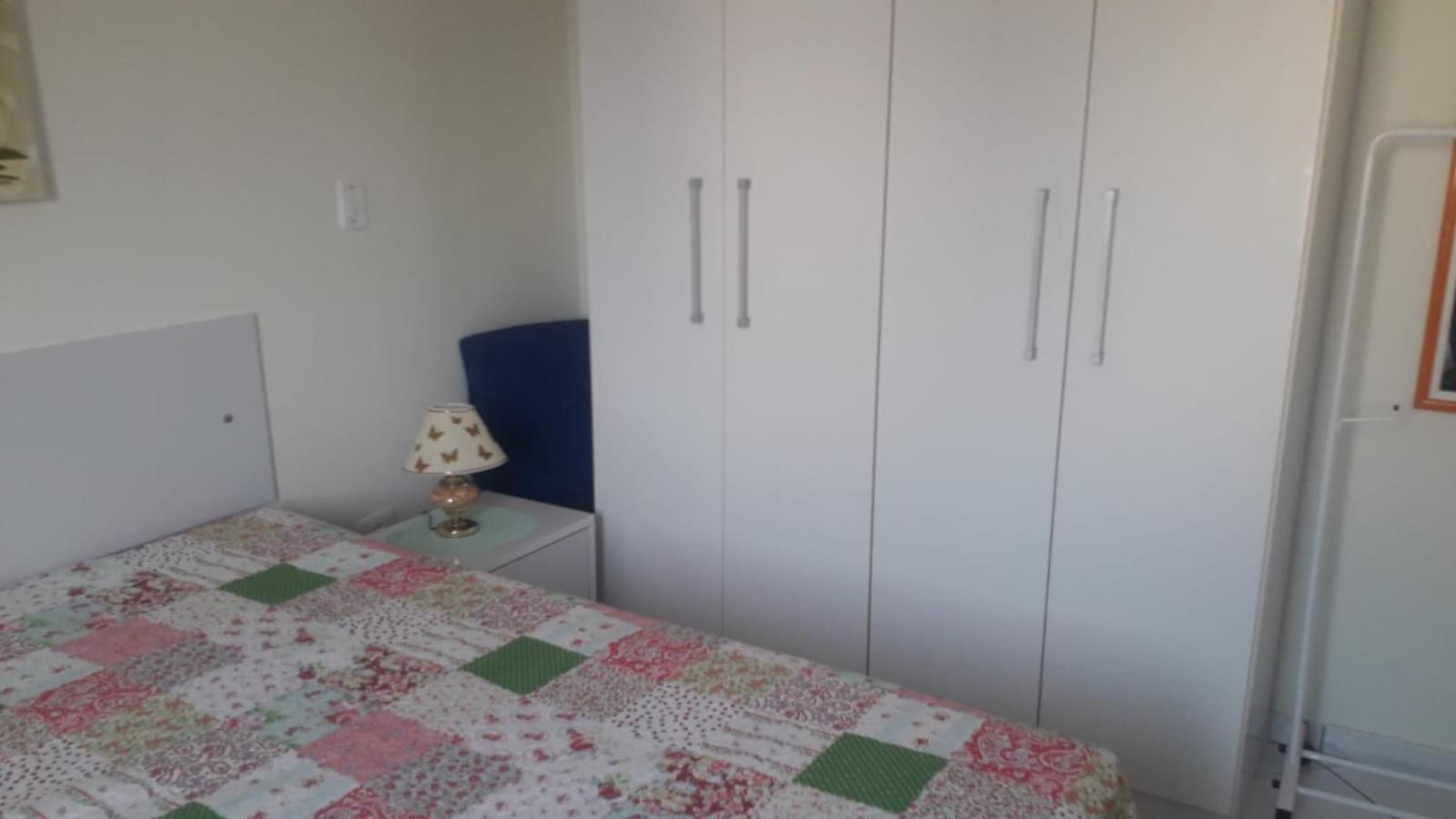 apartamento lindo 3 dormitorios ao lado da praia