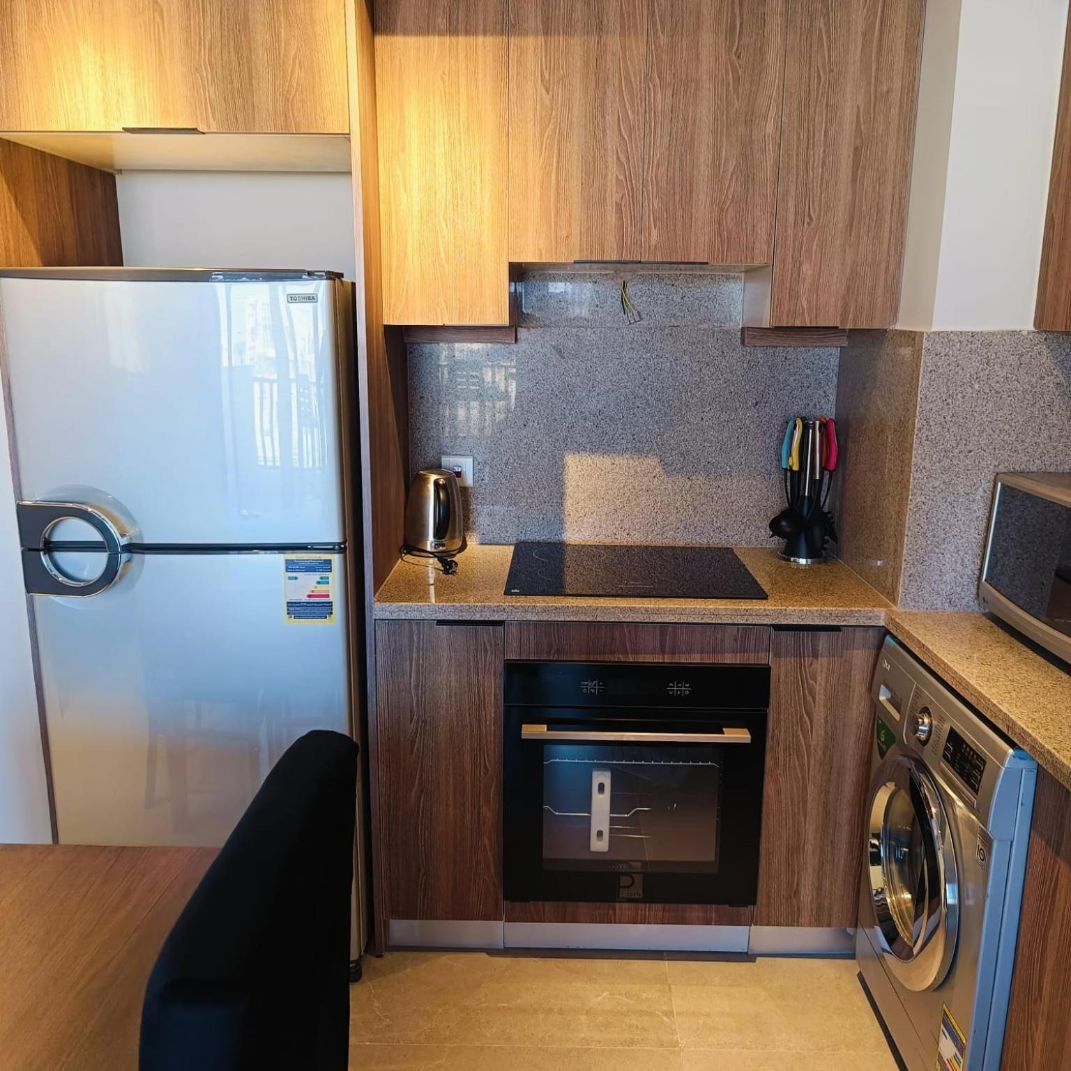 Nayah Stays, Luxurious bedroom in Fanadir Marina
