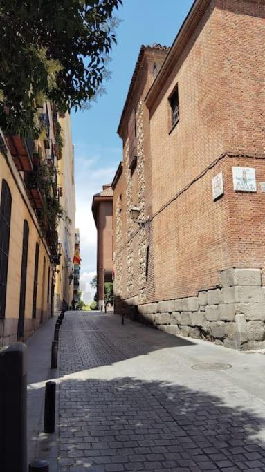 Apartamento con patio en Madrid centro