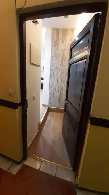 Apartamento con patio en Madrid centro