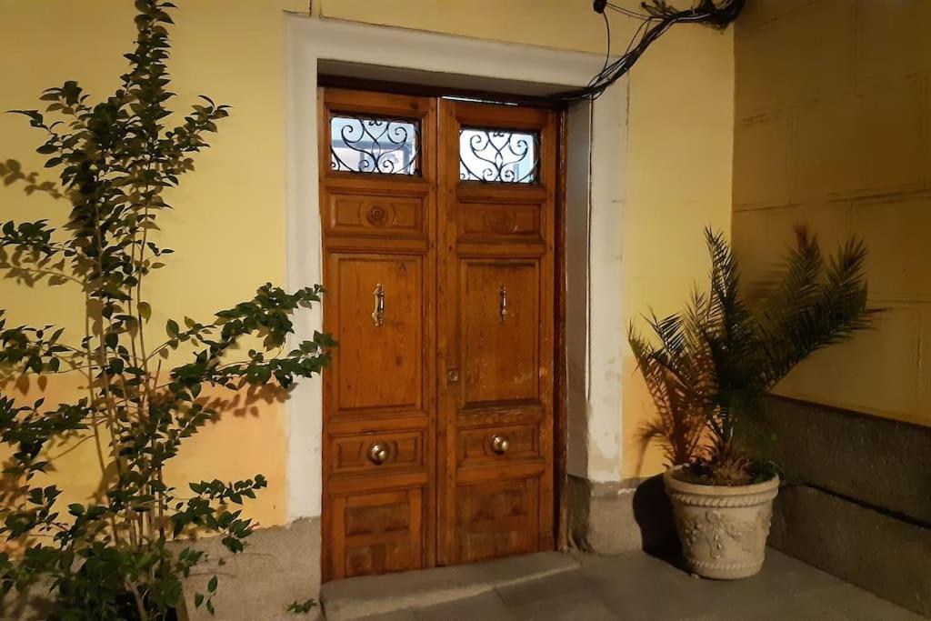 Apartamento con patio en Madrid centro