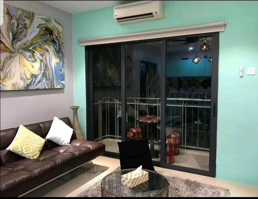 Kuantan Modern Seafront Family Staycation