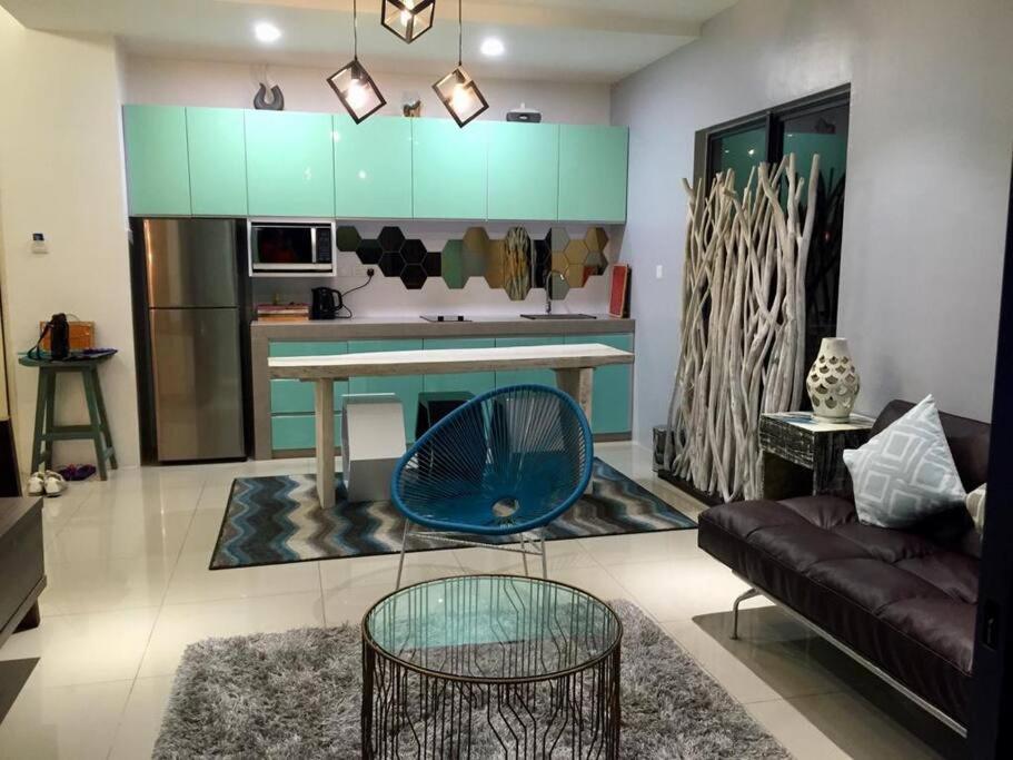 Kuantan Modern Seafront Family Staycation