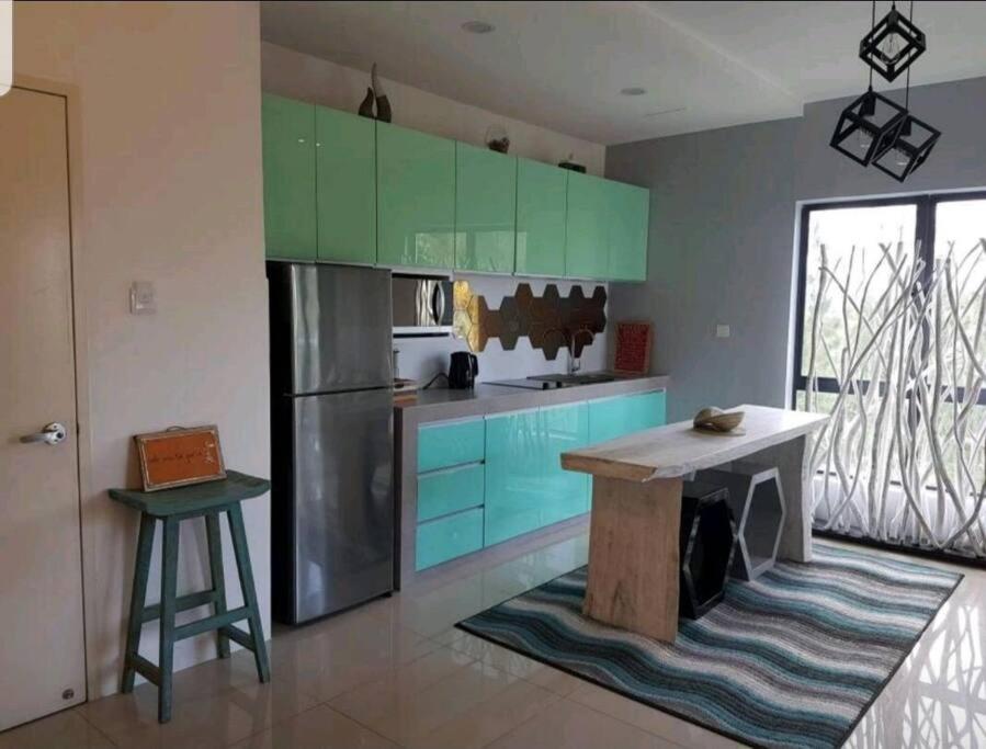 Kuantan Modern Seafront Family Staycation