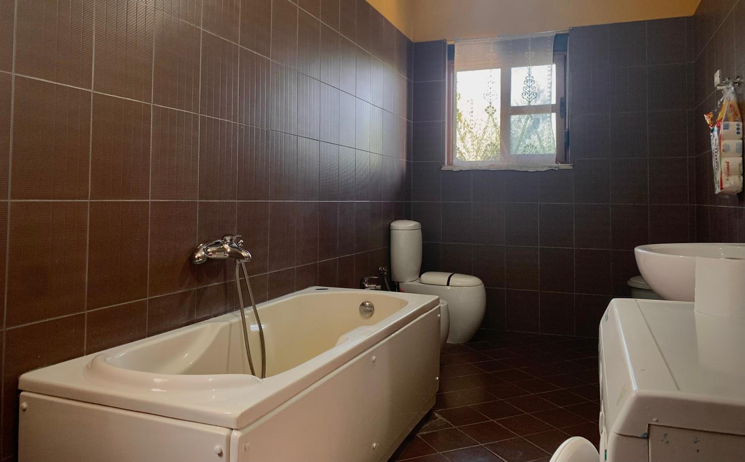 Nuru Villa