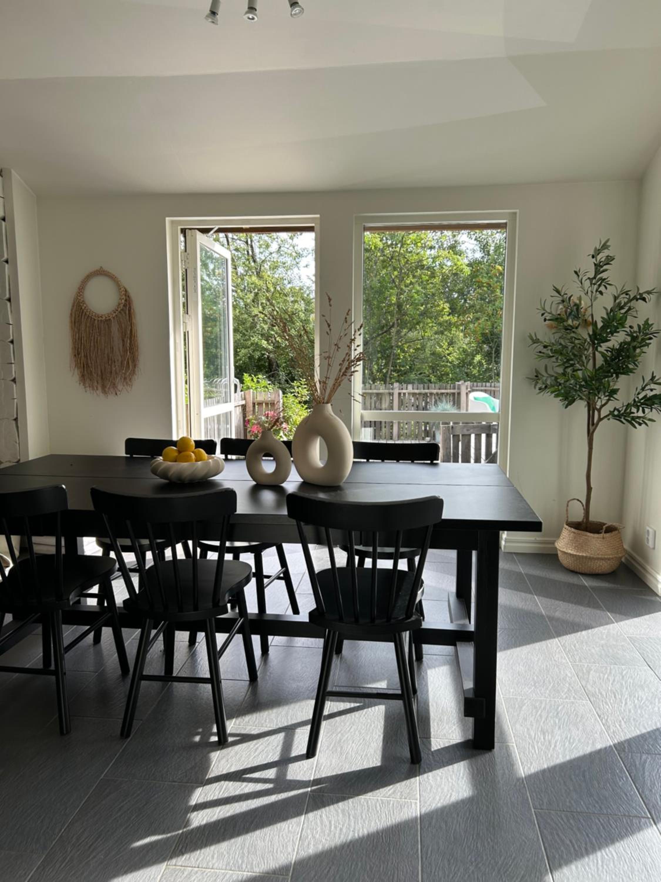 Cozy Retreat with Modern Charm view 2