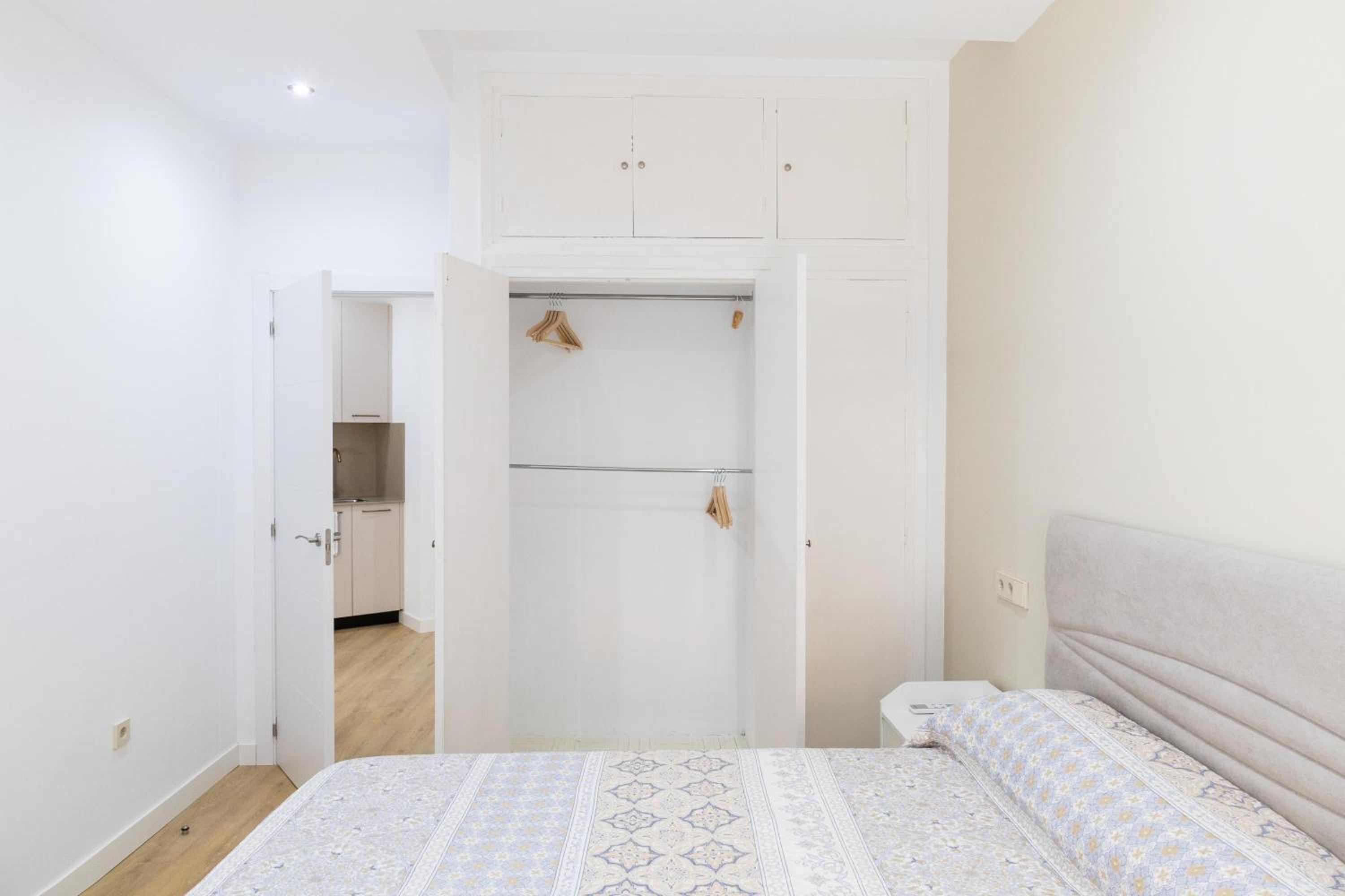 Apartamento moderno céntrico con AC y Luz natural