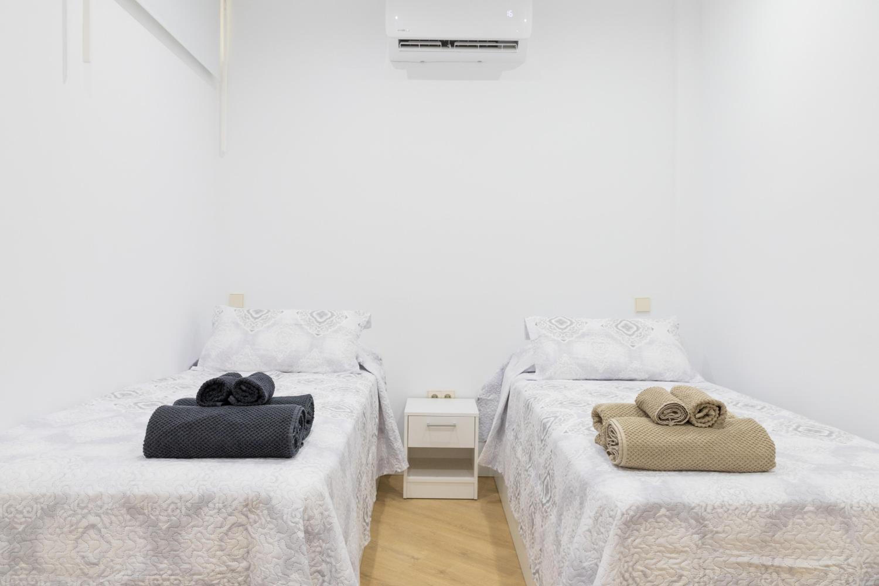 Apartamento moderno céntrico con AC y Luz natural