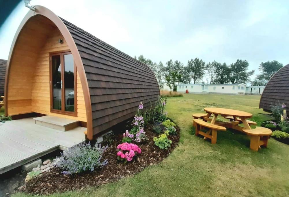 Findhorn Ecovillage Escape Eco Pod Pet free view 4