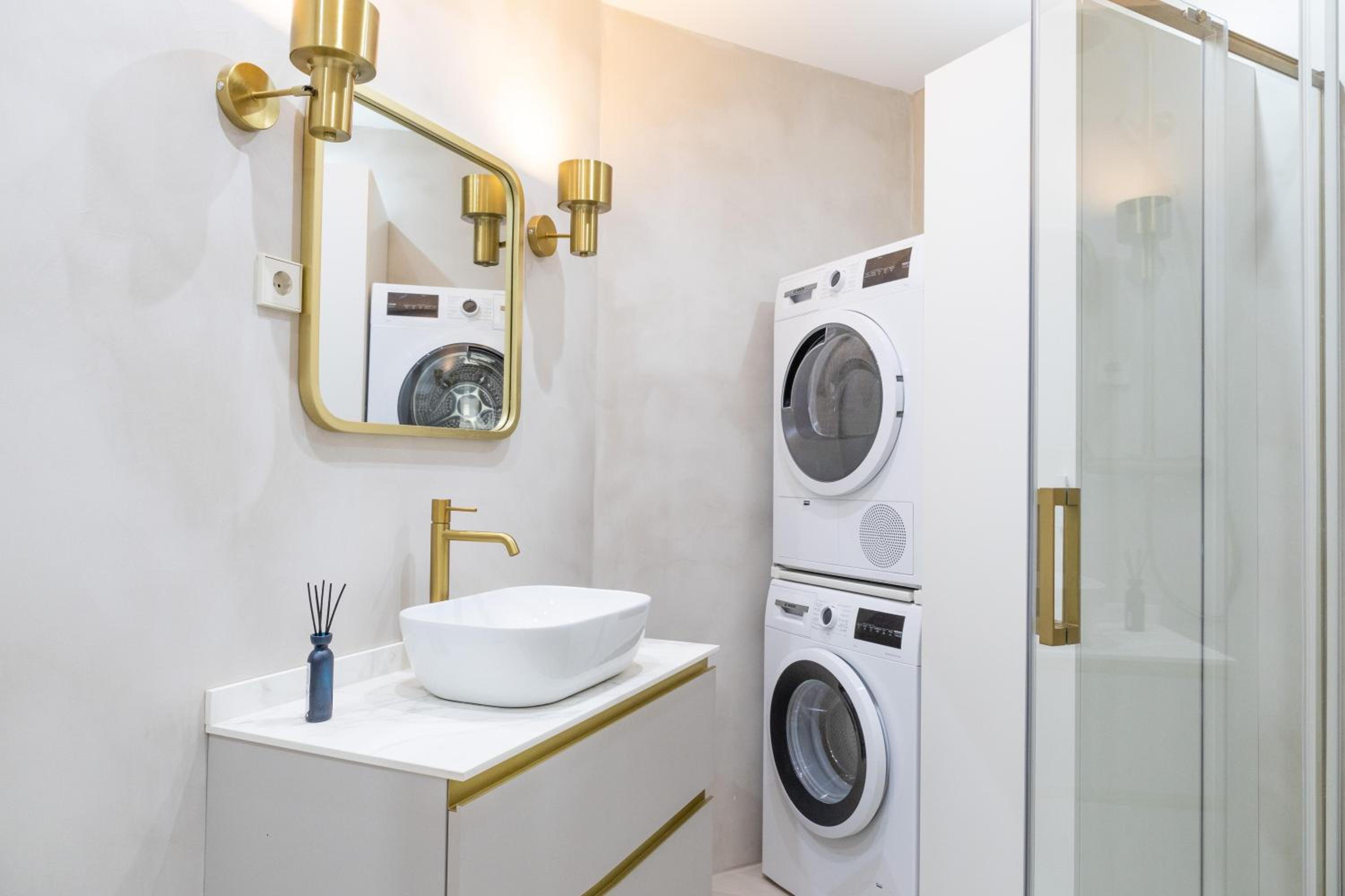 Apartamento moderno céntrico con AC y Luz natural