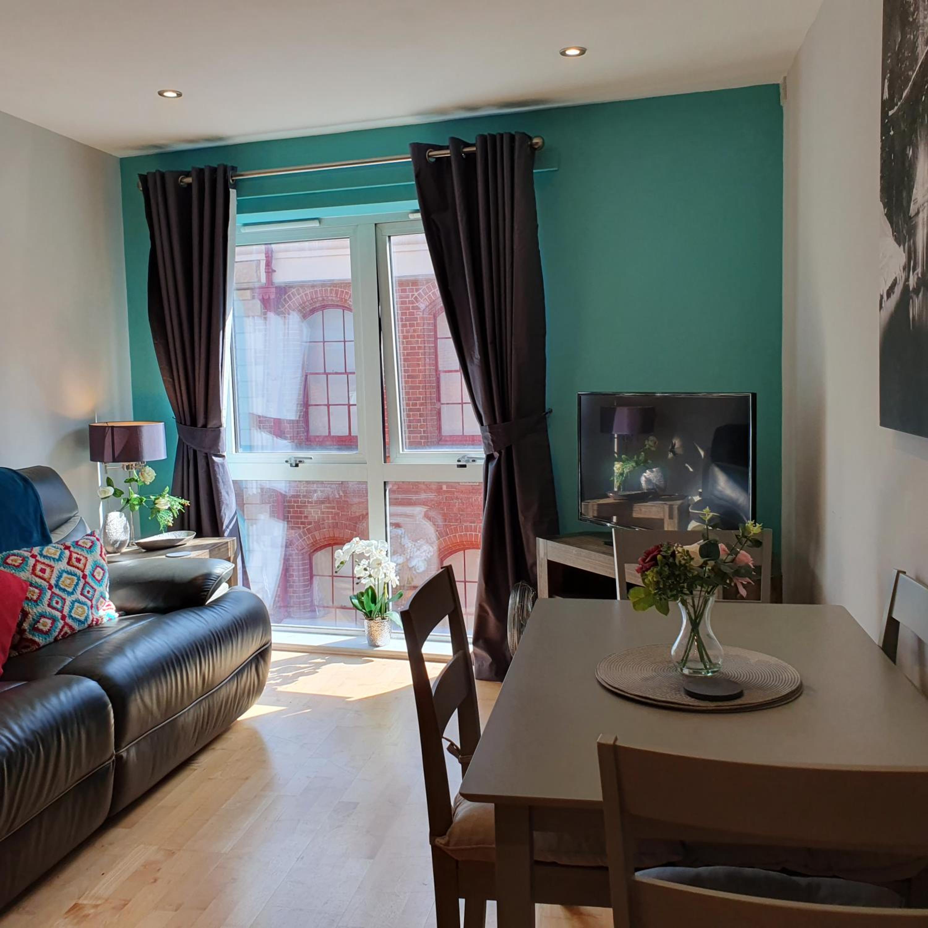 Outstanding & Modern Apartments in the heart of Camden Town view 5