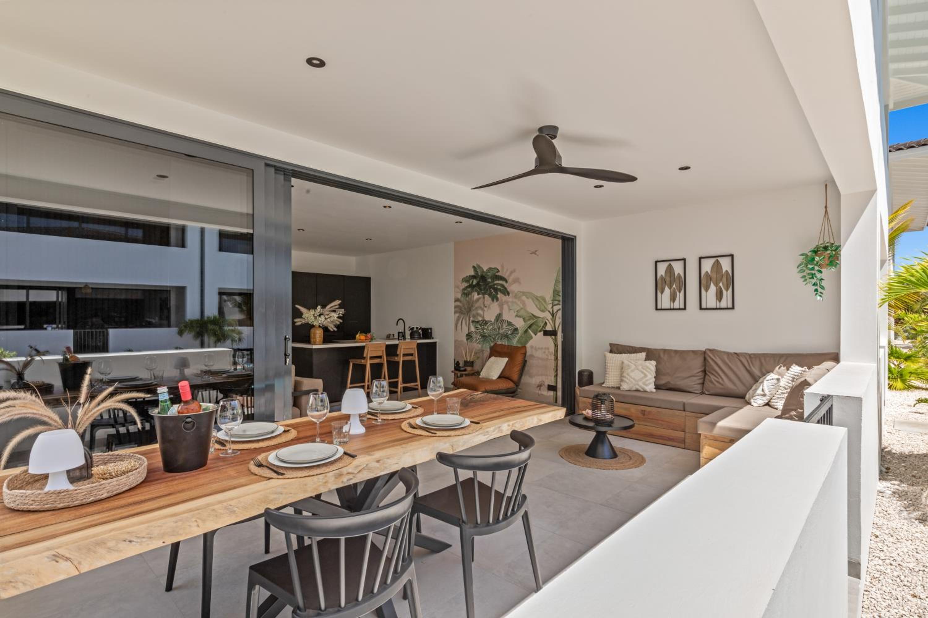 Zon&zo Luxurious Apartment in Jan Thiel