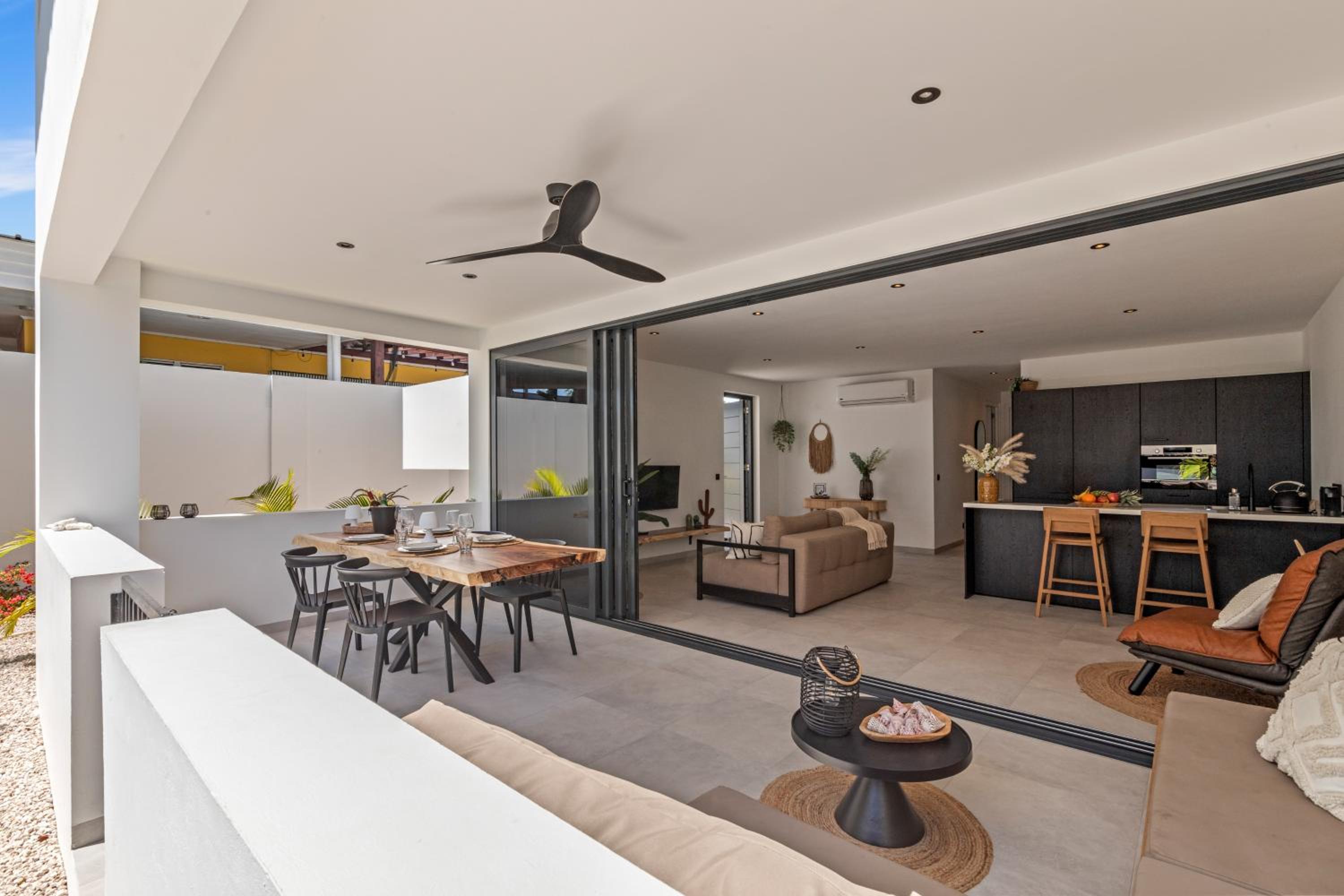 Zon&zo Luxurious Apartment in Jan Thiel