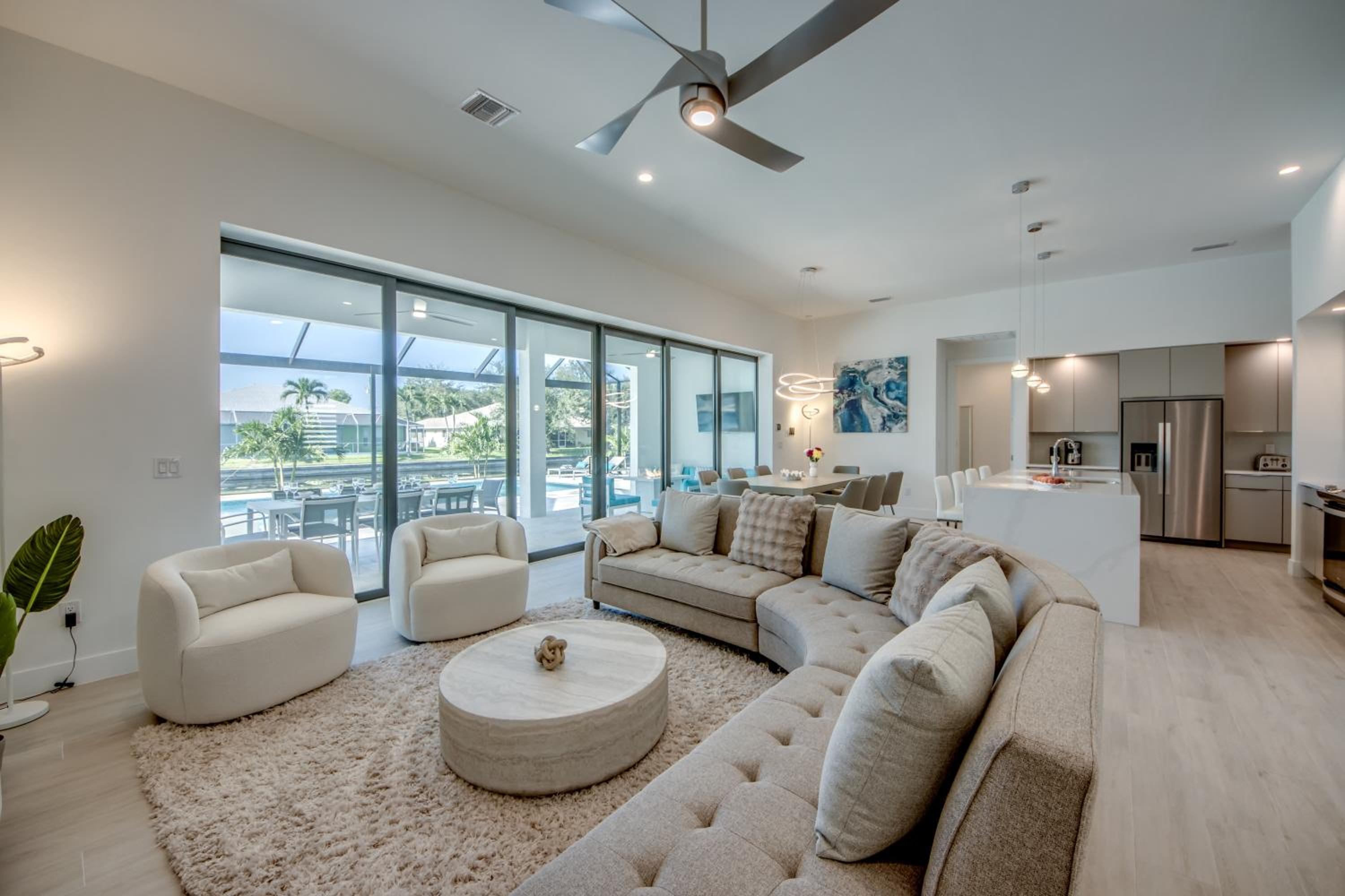 BRANDNEW Villa-PureSun at Canal intersection, heated saltwater pool and spa, facing south - Property Image 37