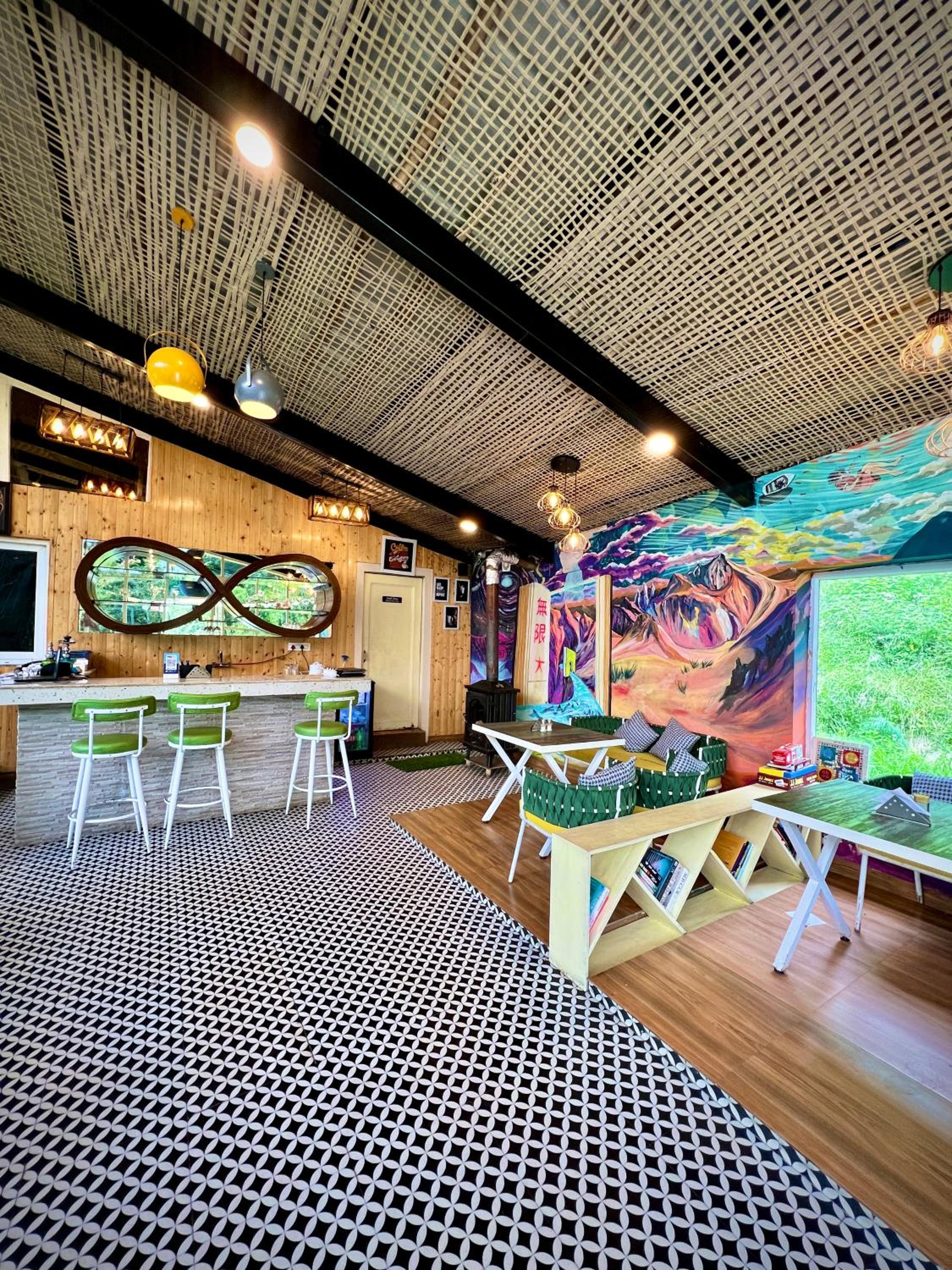 Glass Cabins by Urban Monk