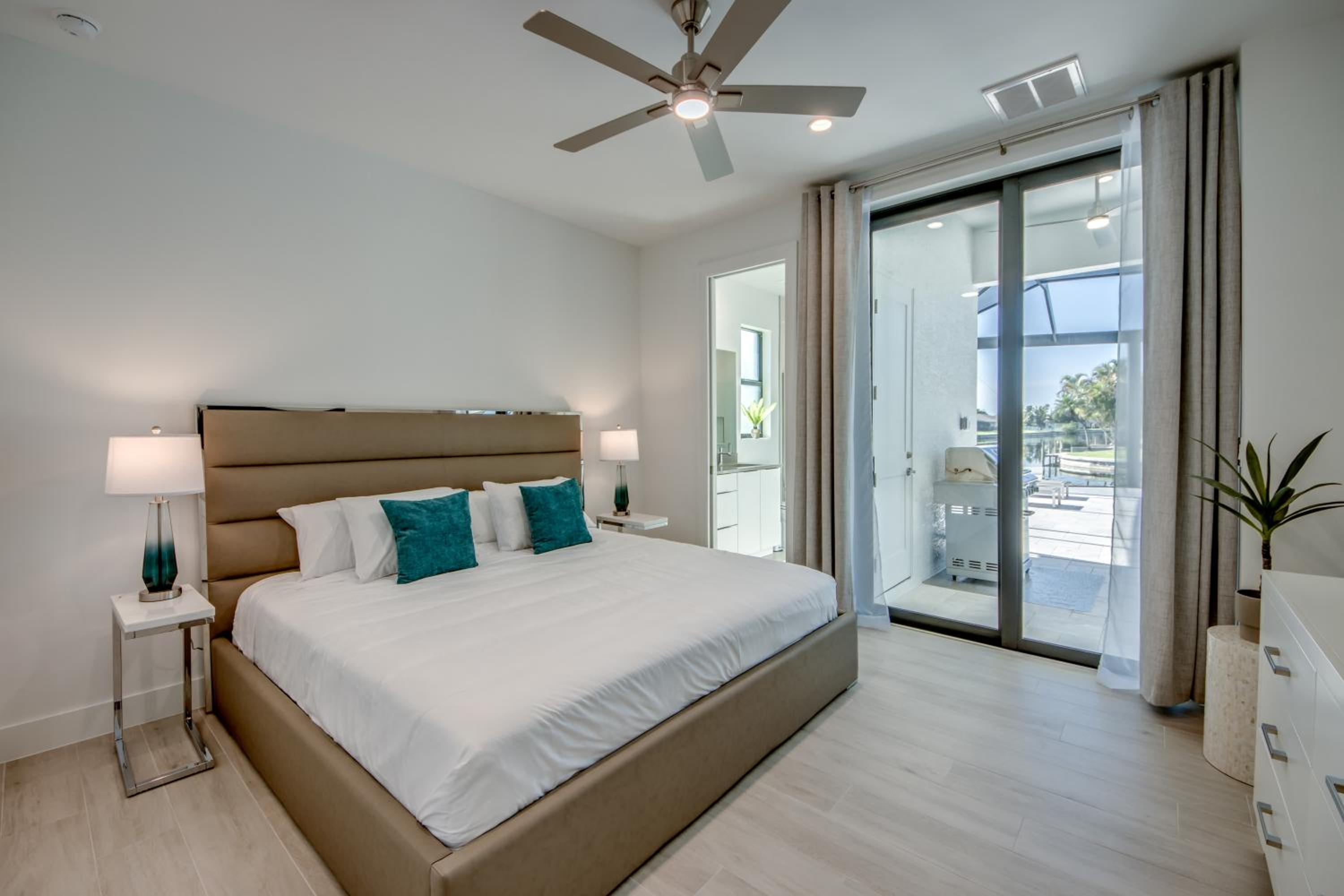 BRANDNEW Villa-PureSun at Canal intersection, heated saltwater pool and spa, facing south - Property Image 55