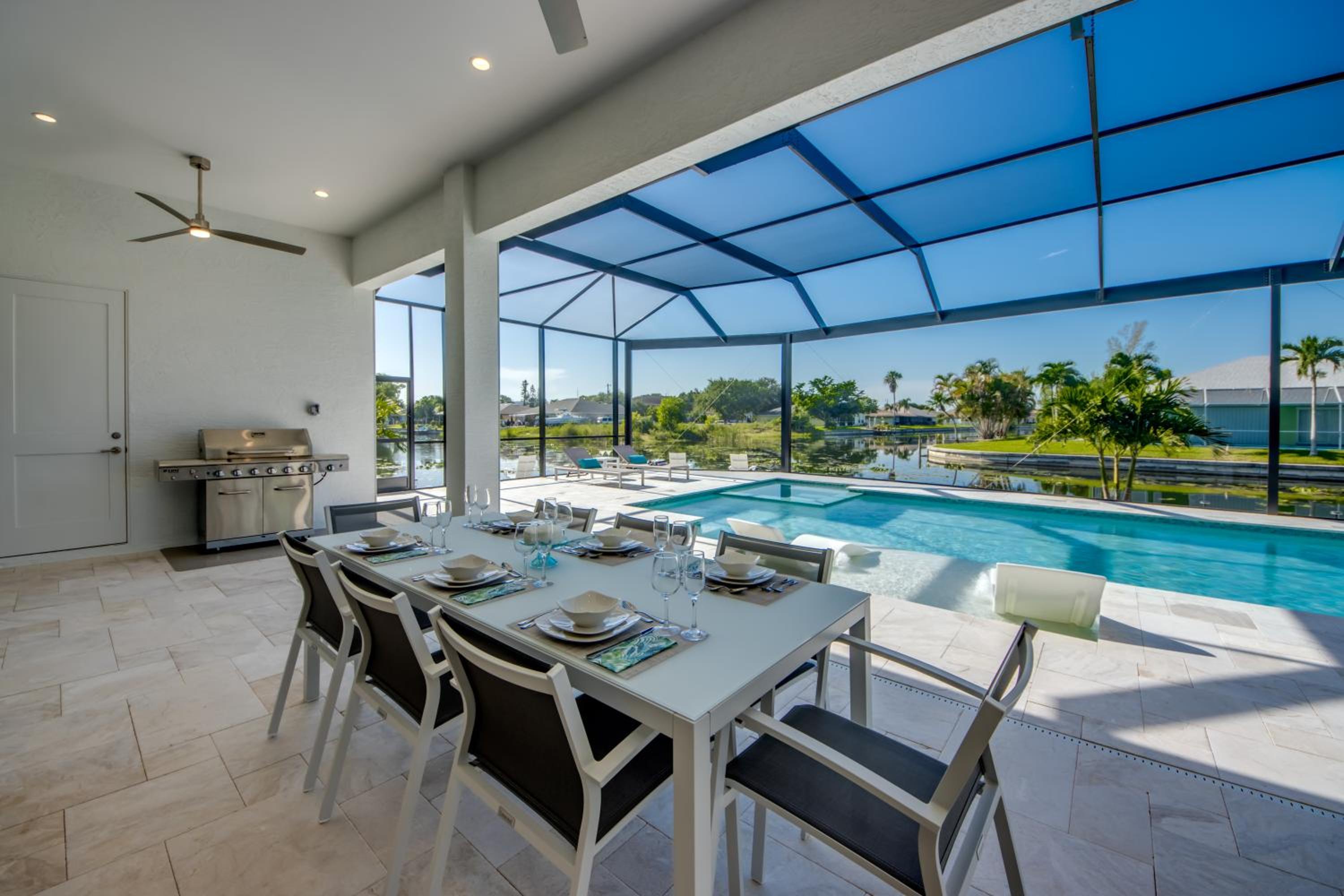 BRANDNEW Villa-PureSun at Canal intersection, heated saltwater pool and spa, facing south - Property Image 10