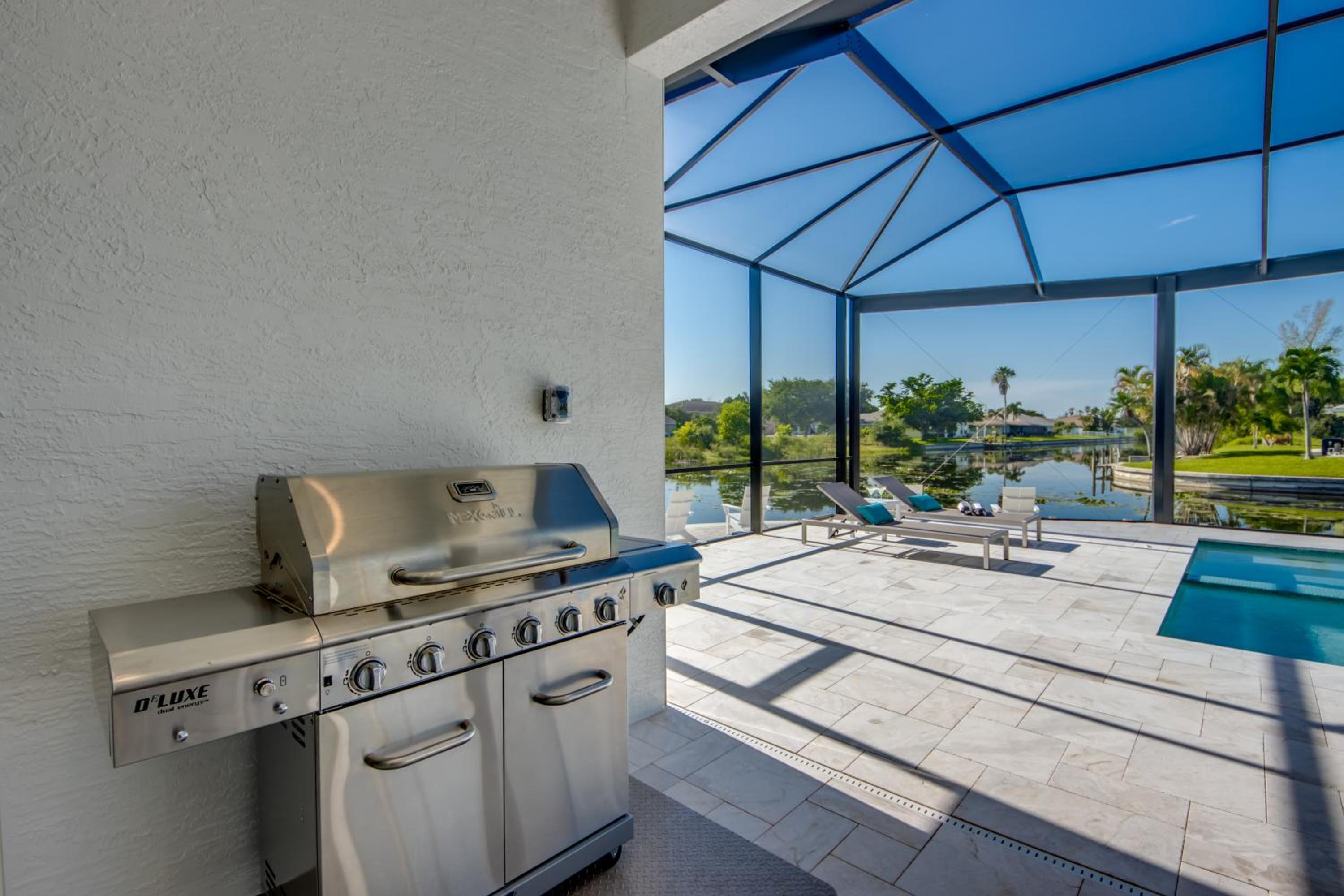 BRANDNEW Villa-PureSun at Canal intersection, heated saltwater pool and spa, facing south - Property Image 42