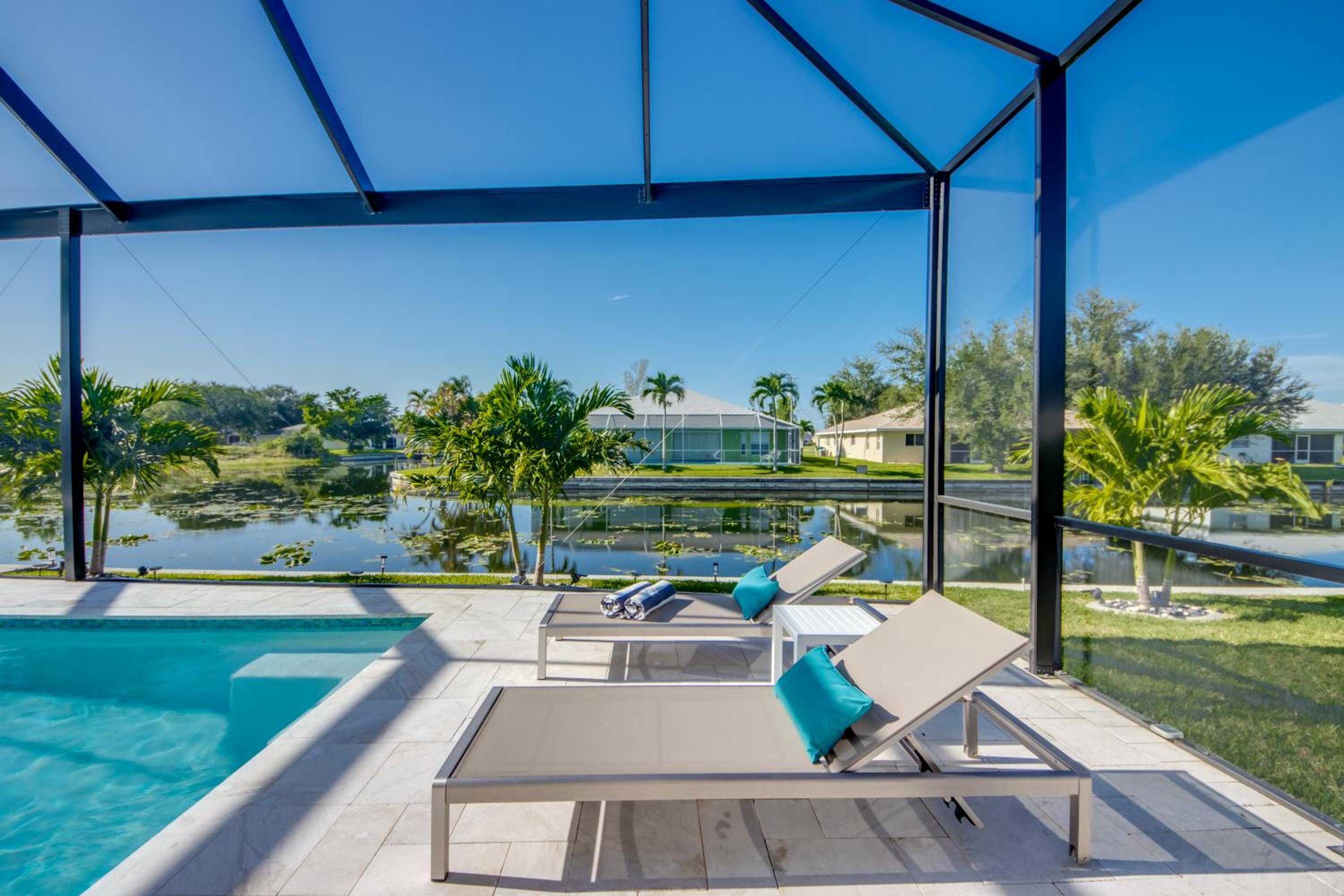 BRANDNEW Villa-PureSun at Canal intersection, heated saltwater pool and spa, facing south - Property Image 7