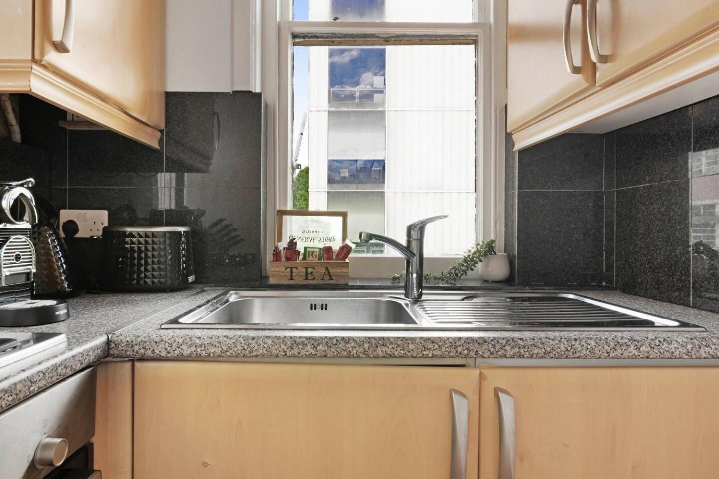 Central London- 1 Bed Apartment