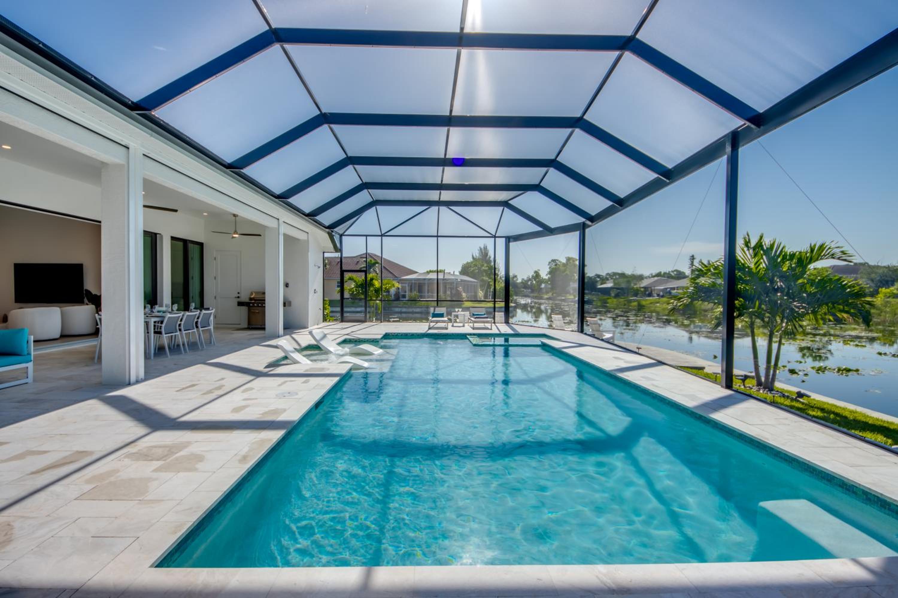 BRANDNEW Villa-PureSun at Canal intersection, heated saltwater pool and spa, facing south - Property Image 12