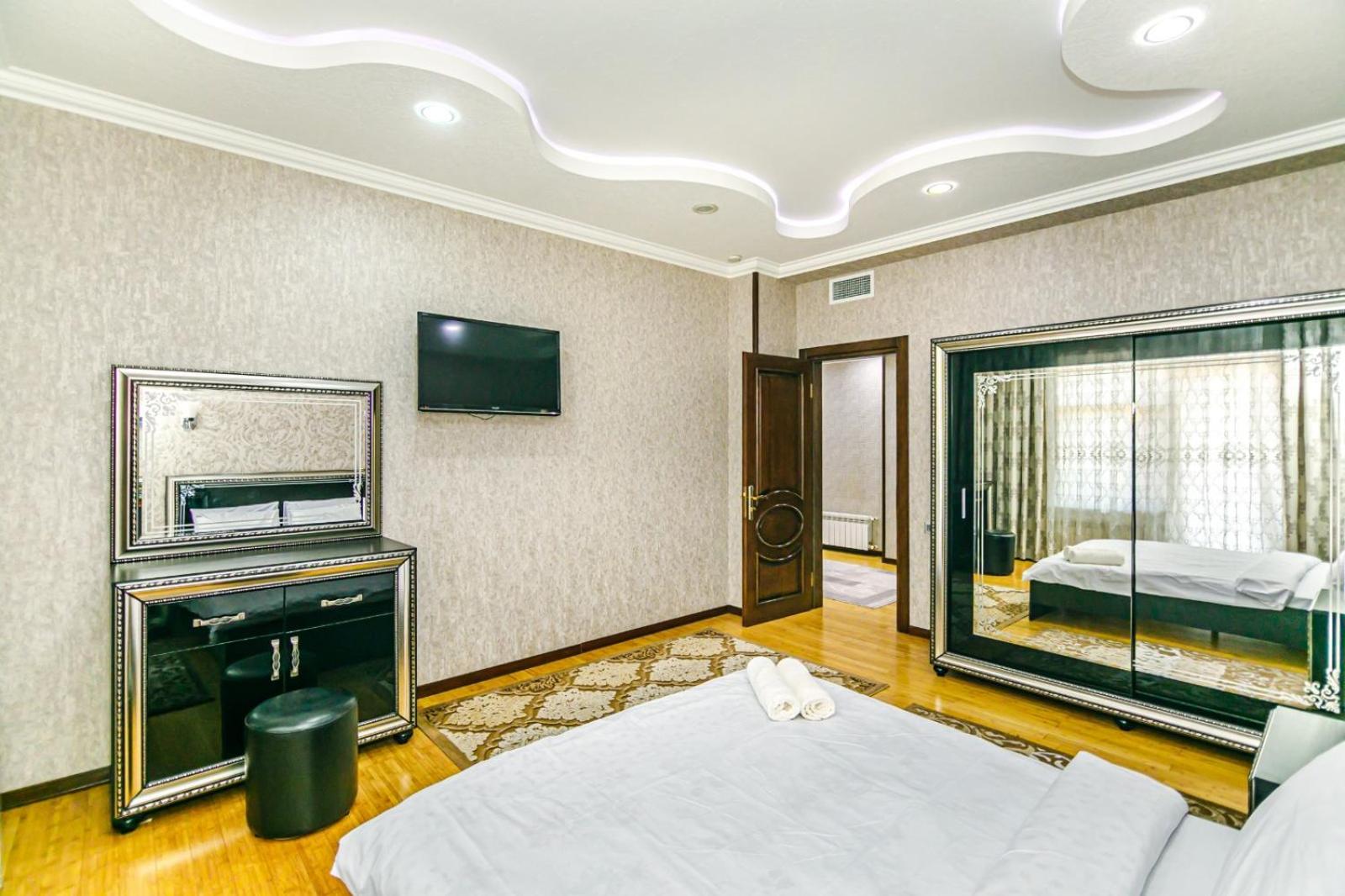 Nice House in Nizami street